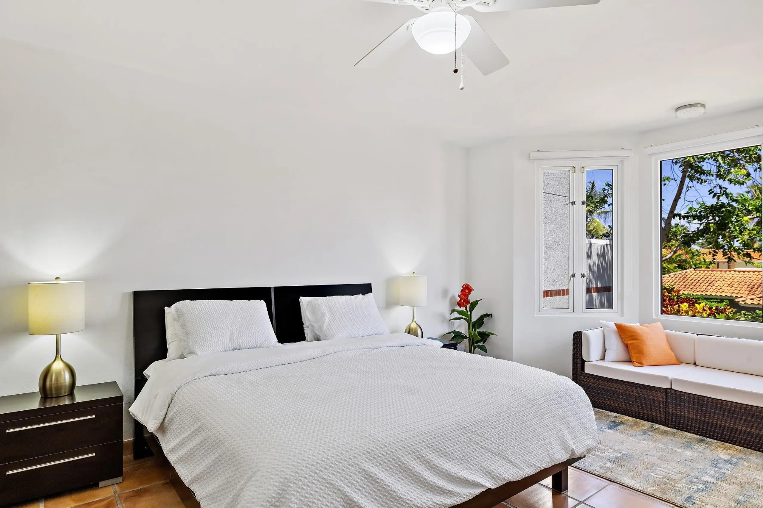 Relaxing Fresh Green Villa In Dorado Beach with 3 Bedrooms — photograph 7