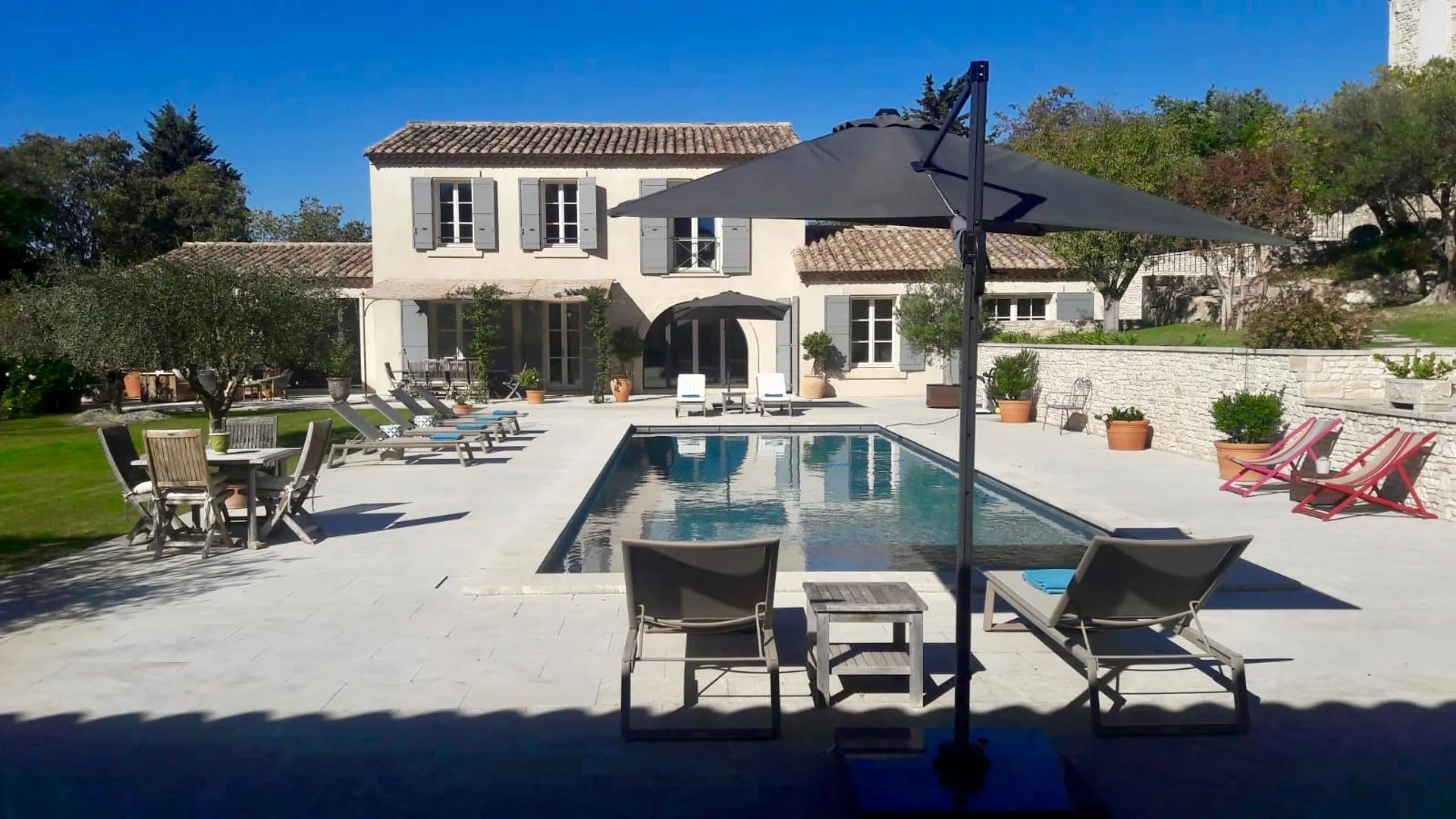 Luxury Escape Villa with Poolside Symphony VILLAWAY® — photograph 2