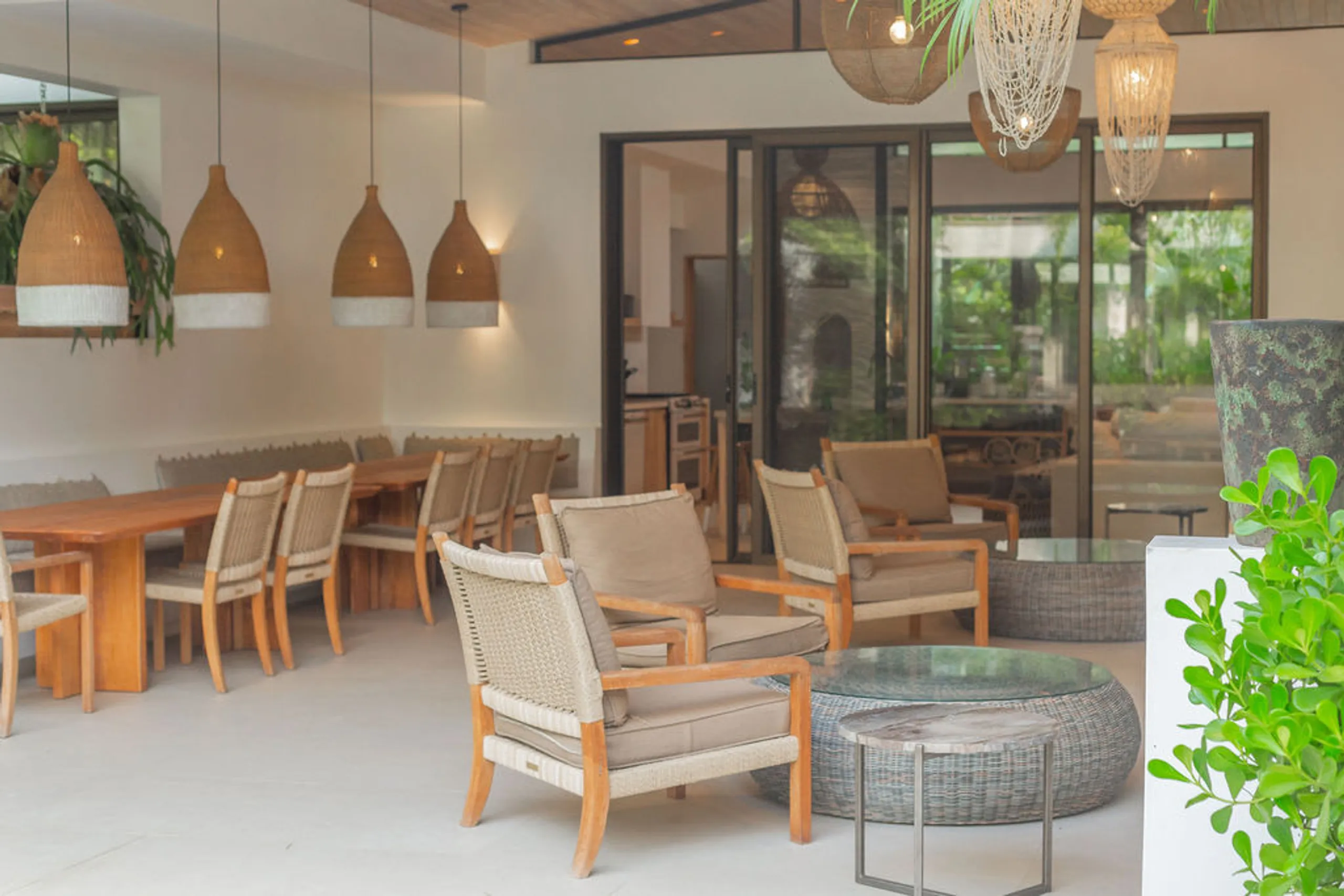 Eco-Luxury Villa with Private Pool and Beach Access — photograph 7