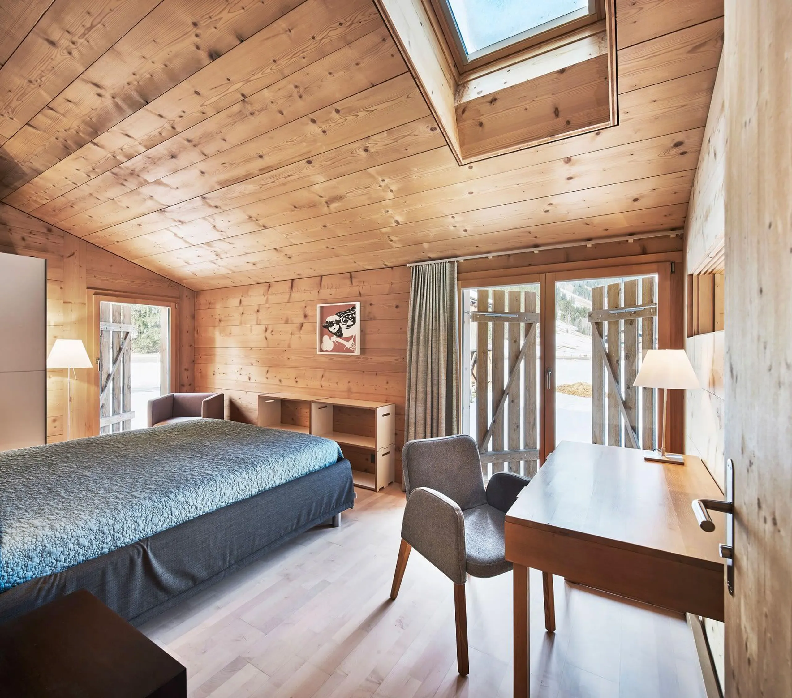 Deluxe Luxury Chalet in Gstaad with Stunning Views — photograph 6