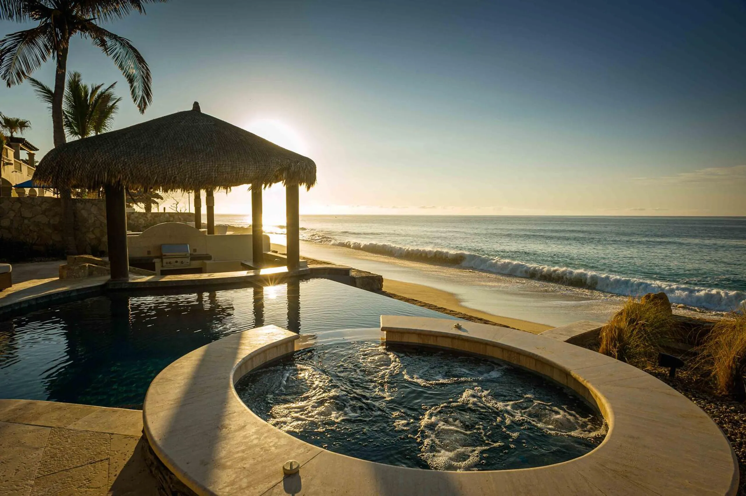 Grandiose Villa with Private Infinity Pool Overlooking the Sea of Cortez — photograph 5