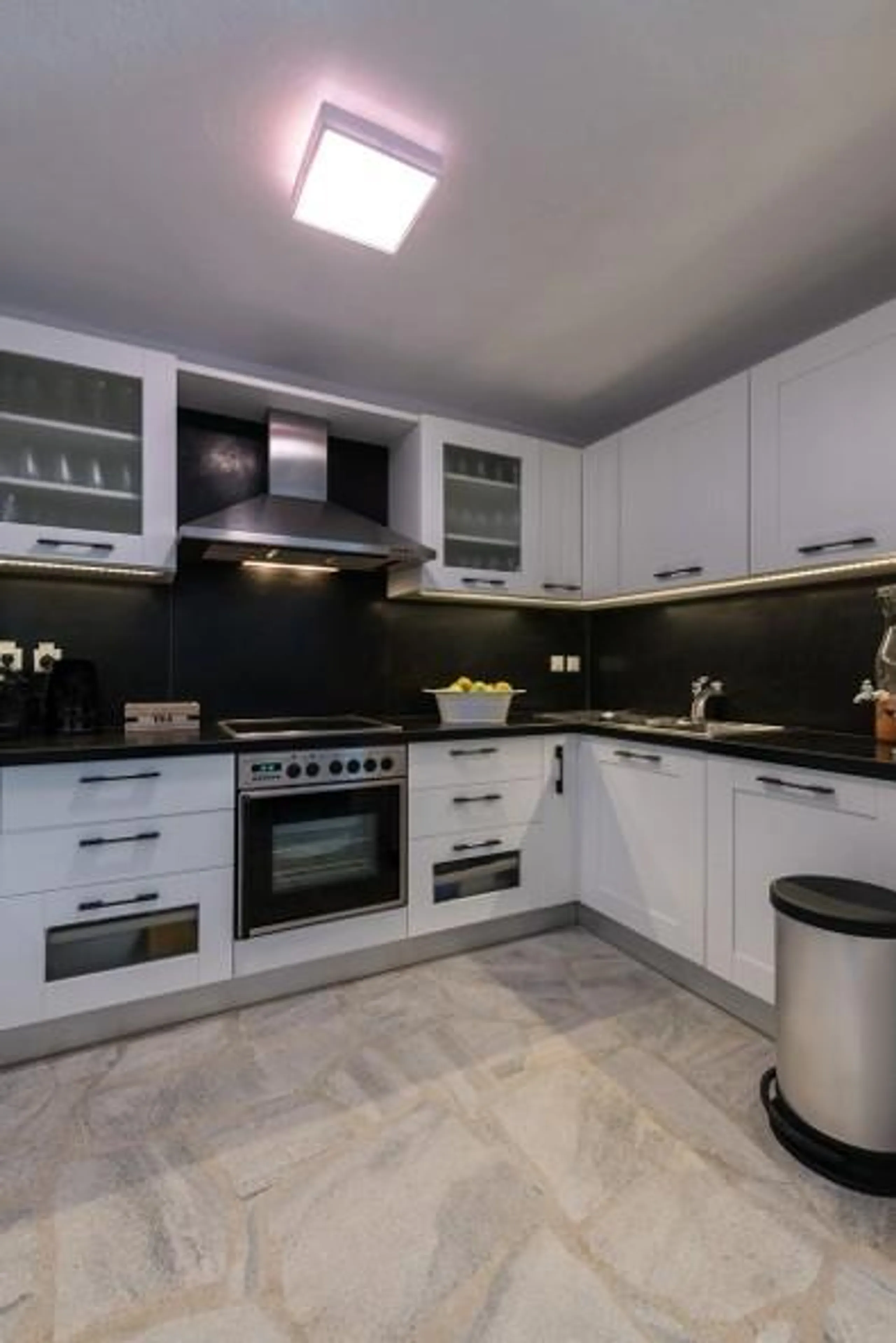 Grandiose Mykonos Estate with Private Pool and Stunning Views — photograph 8