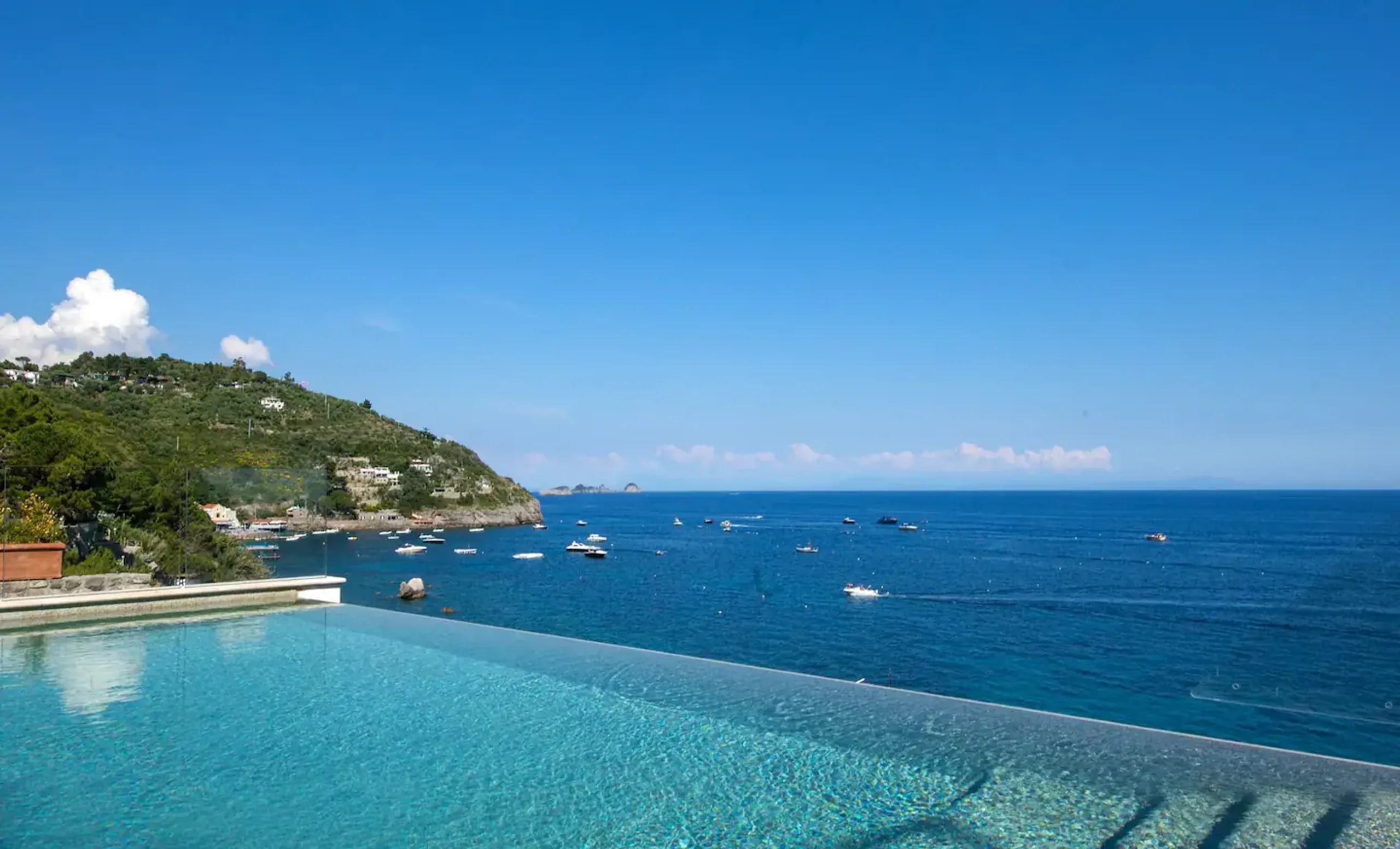 Stunning Nerano Bay Villa with Pool and Beautiful Bay Views — photograph 3