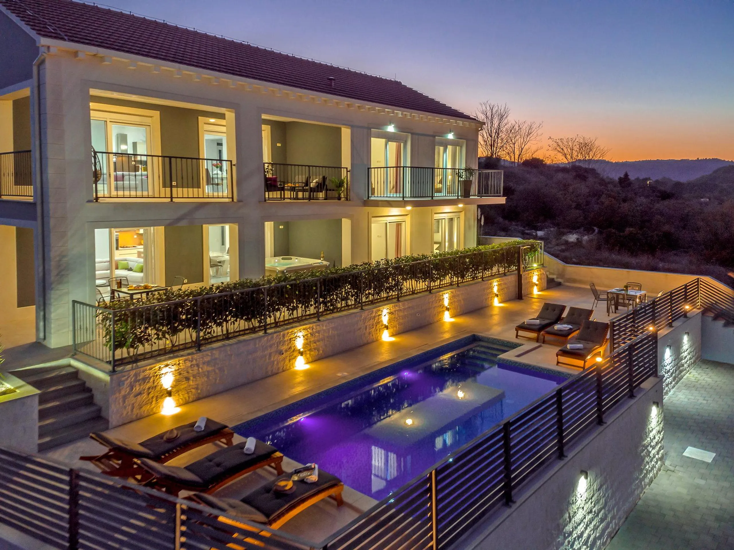 Ornate Villa with Pool and Panoramic Views in Lumbarda, Korcula — photograph 2