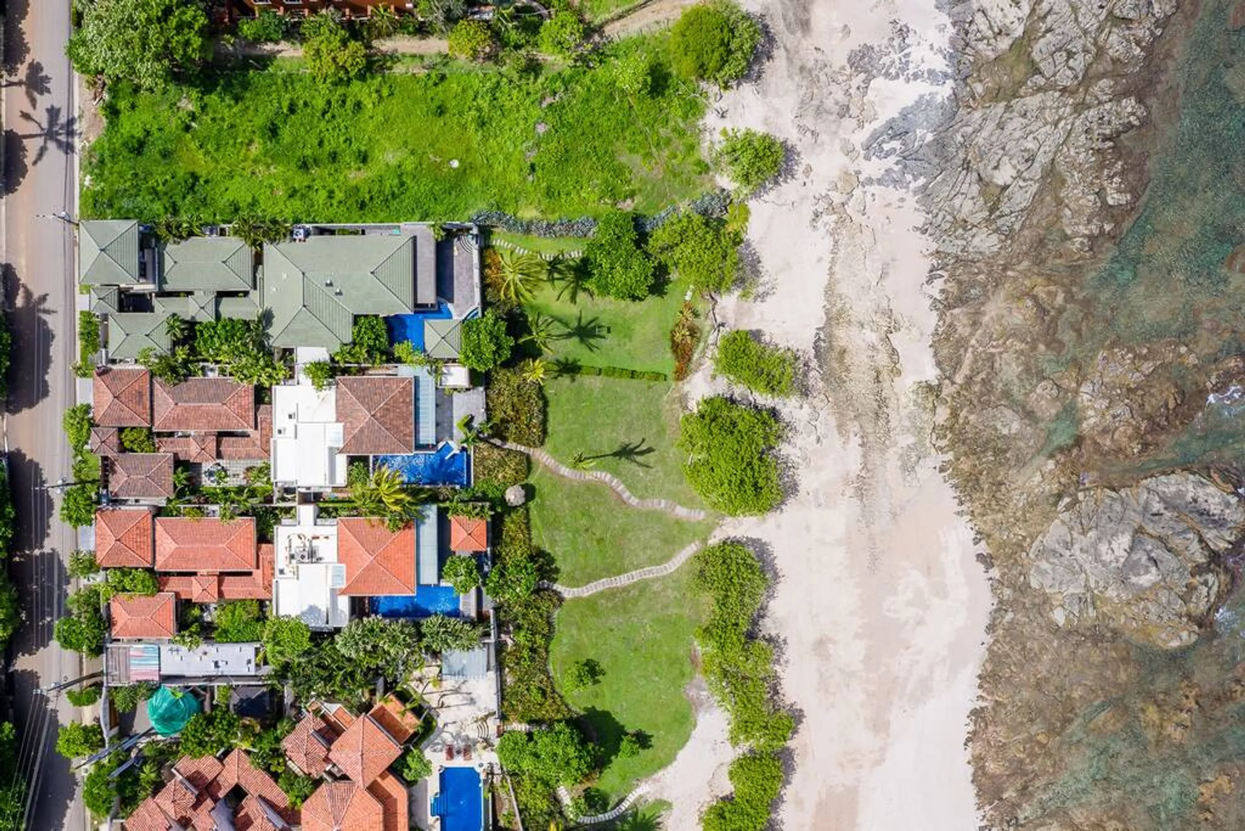 Seaside Tamarindo Villa with Private Infinity Pool, Ocean Views, Rancho, & Modern Comforts — photograph 5