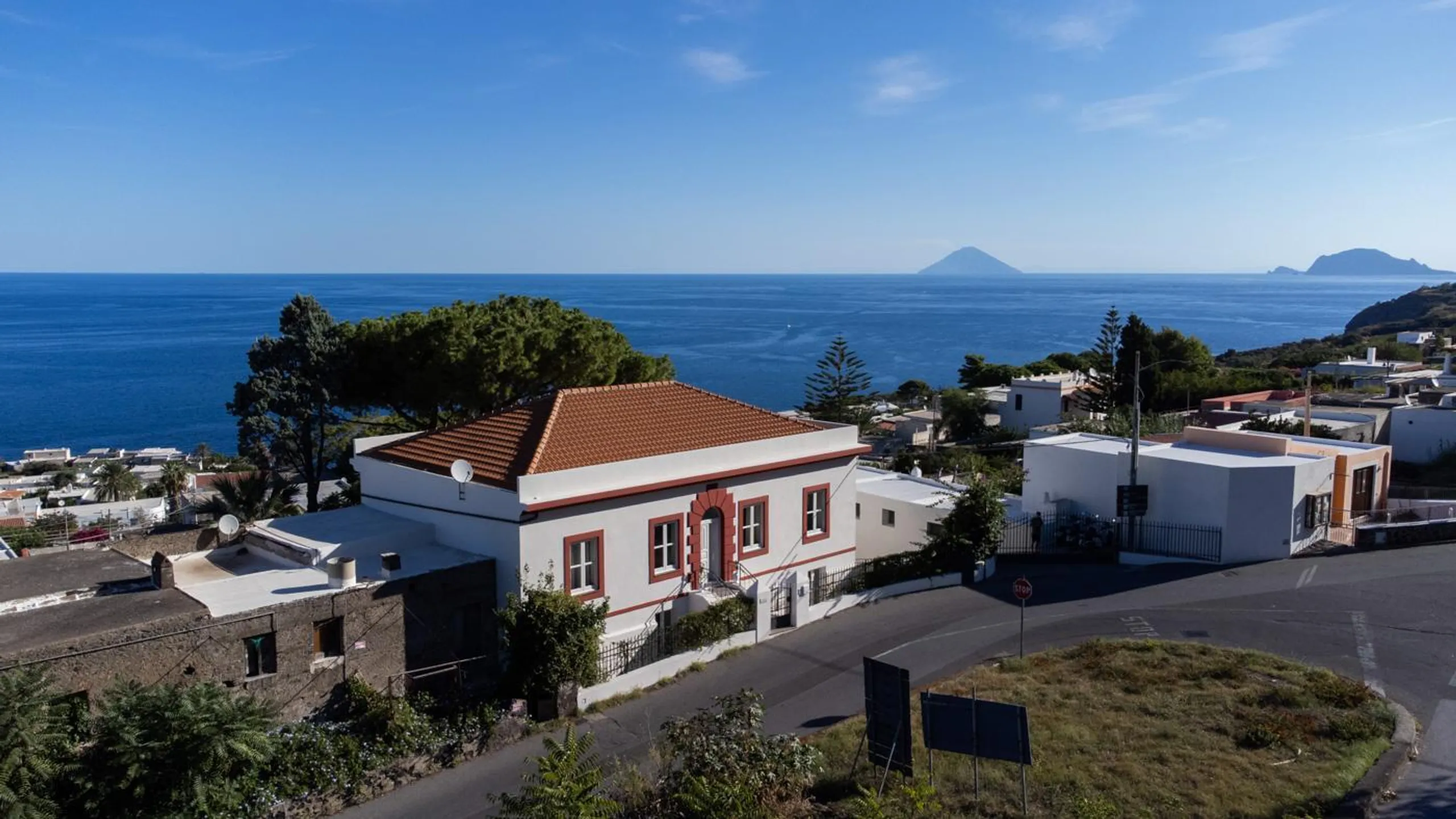Salina Island Villa off of Sicily with Private Infinity Pool and Ocean Views — photograph 3