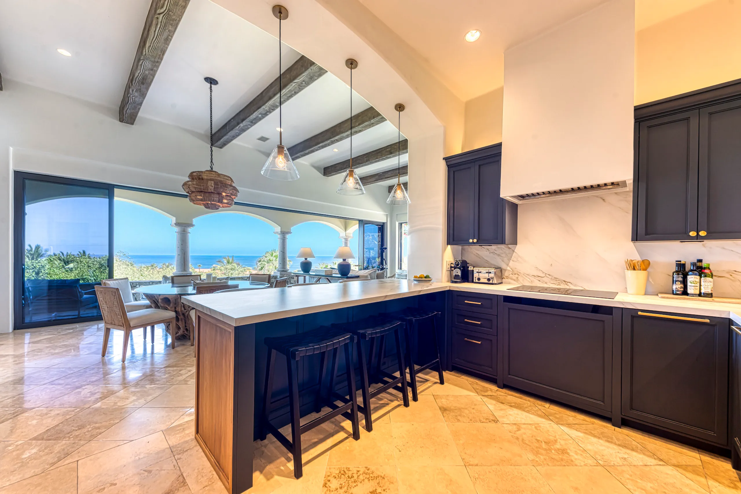 Exquisite Newly Renovated Villa with Private Pool, Top-Tier Amenities, and Sea of Cortez Views — photograph 11