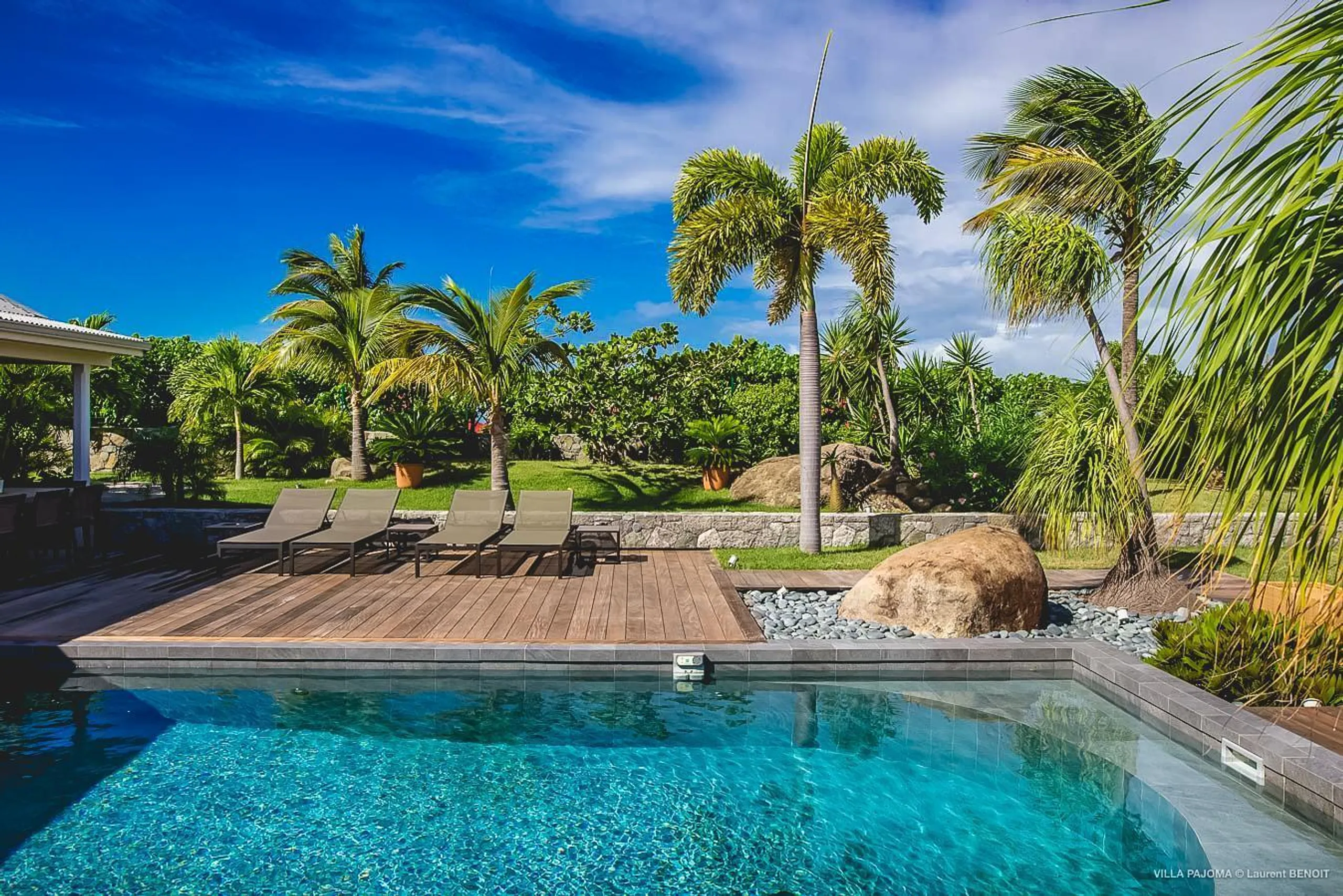 Superb Seaside Lurin Villa with Private Pool and Sweeping Ocean Views — photograph 2