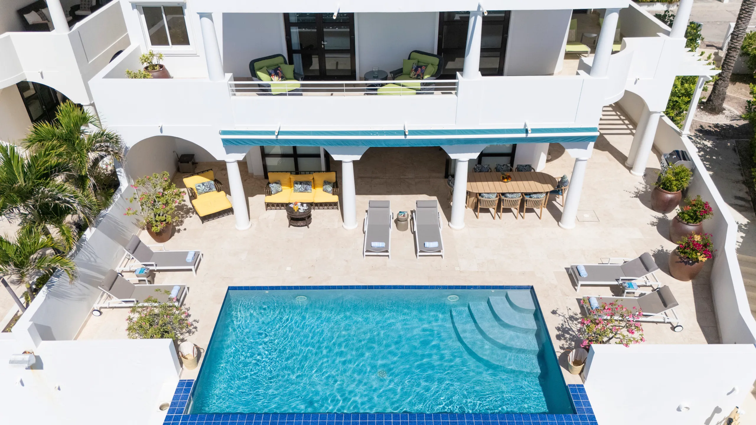 Saint Martin Light-filled Impeccably Designed Villa with Ocean View and Pool — photograph 4