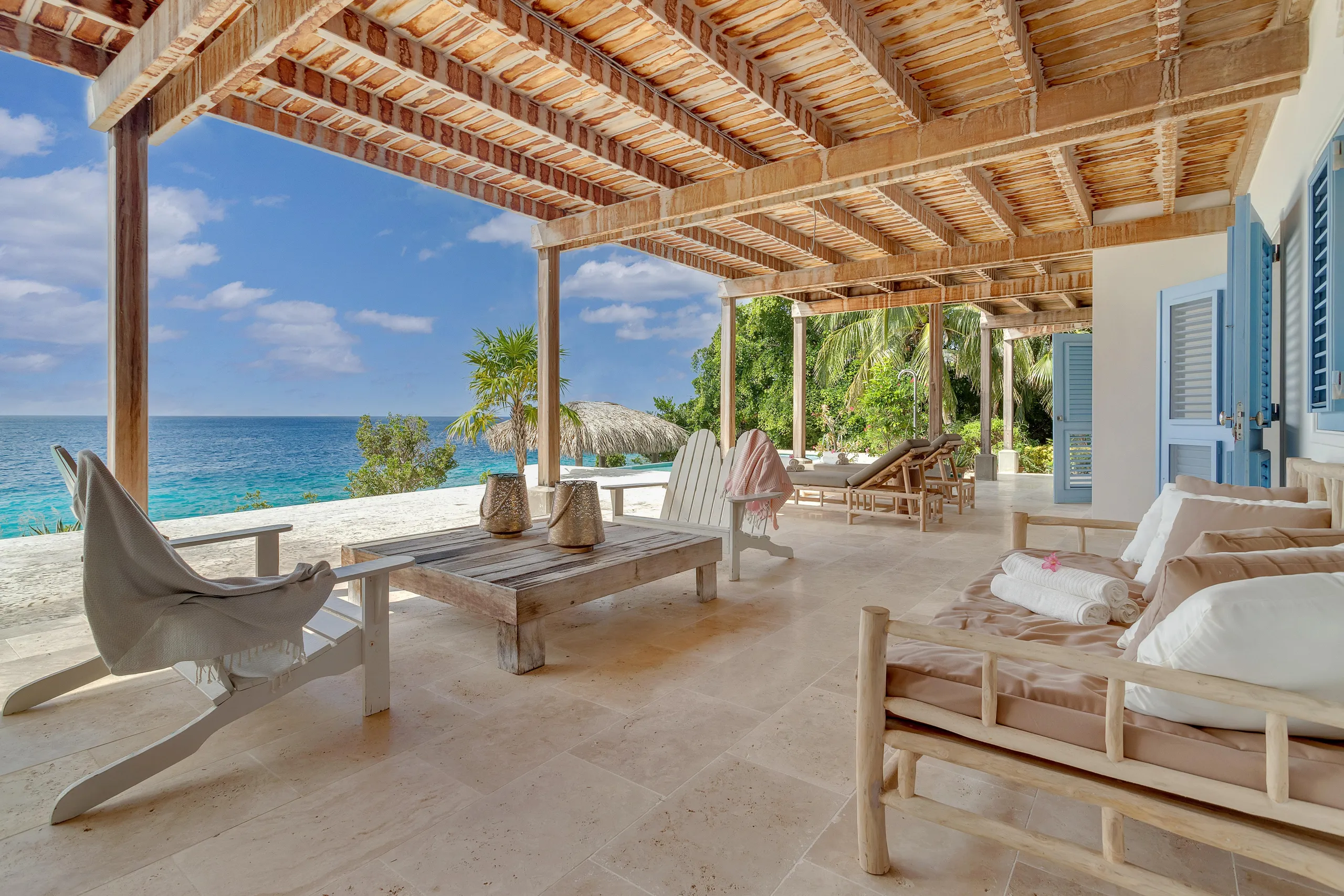 Captivating Oceanfront Villa with Private Pool and Stunning Views in Bonaire — photograph 4