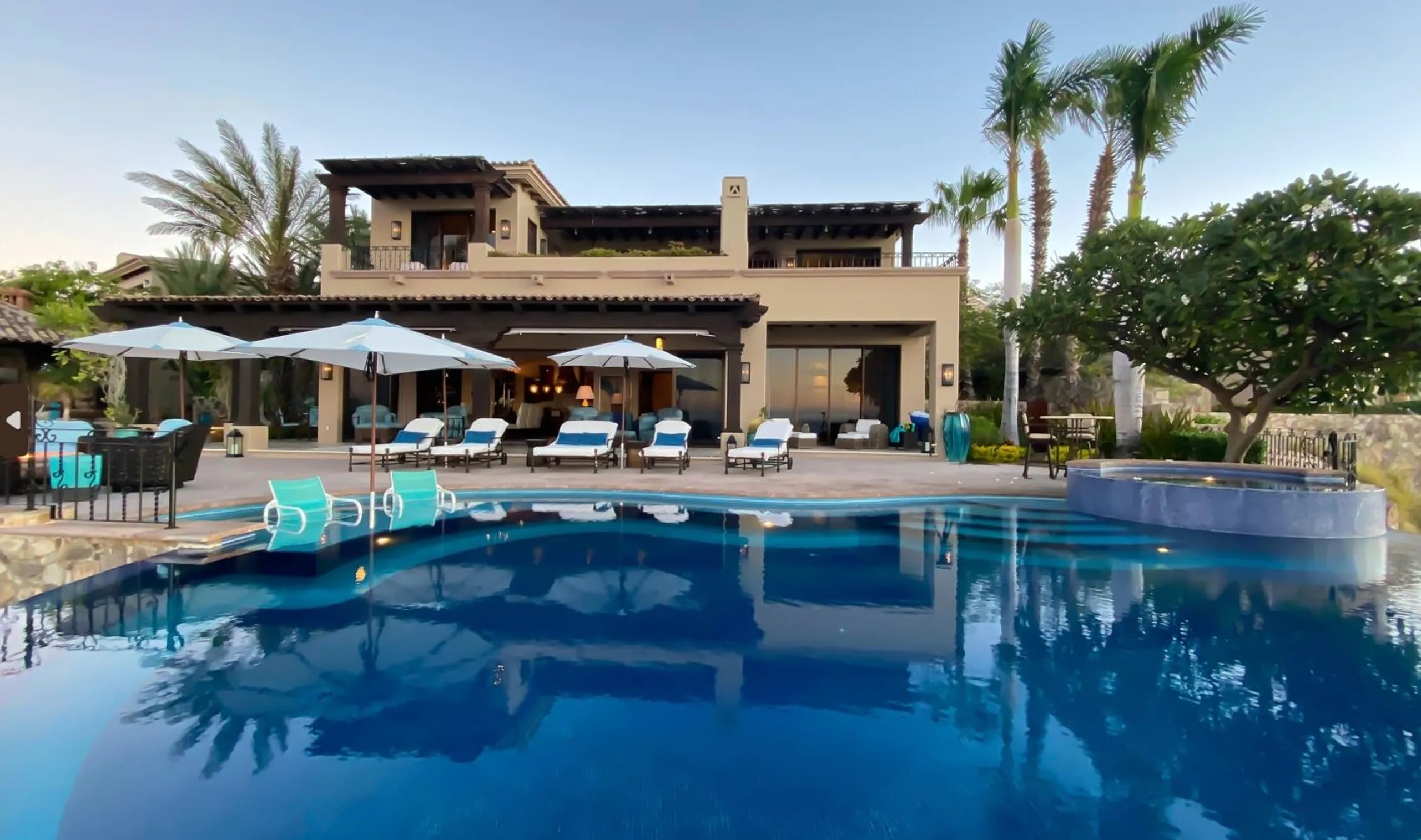 Exquisite 6 Bedroom Los Cabos Villa with Private Infinity Pool, & Palmilla Access — photograph 8
