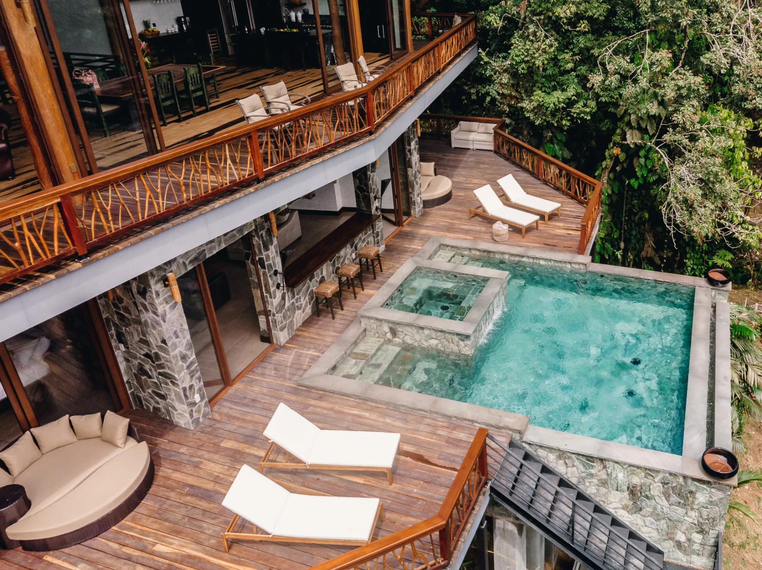 Belize Jungle Villa with Private Pool, Waterfall & Rainforest Views — photograph 5