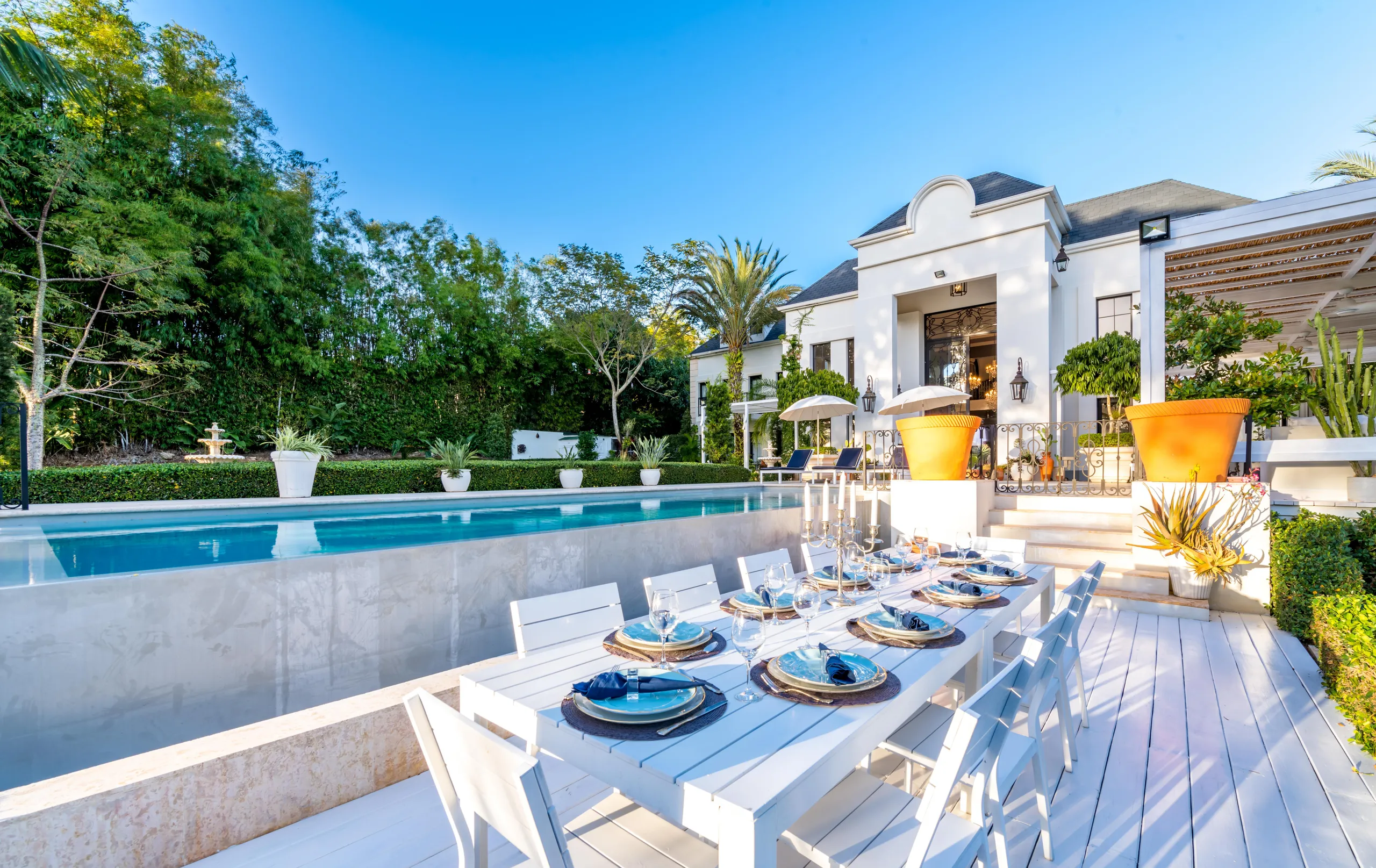 Phenomenal 6BR Villa with Private Pool and Stylish Interiors — photograph 3