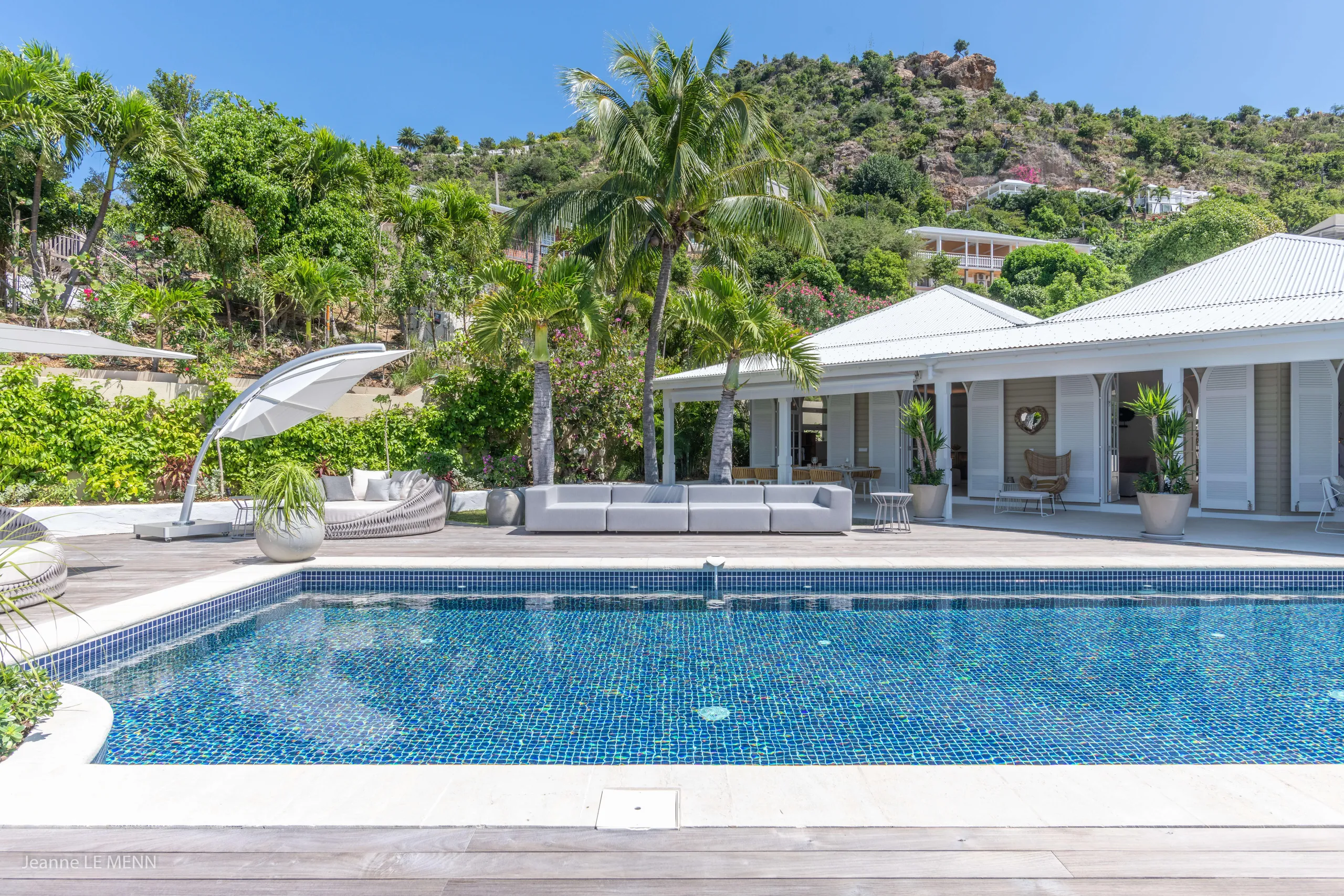Colonial Style Luxury in St. Barth with Stunning Sunrises and Sunsets — photograph 2