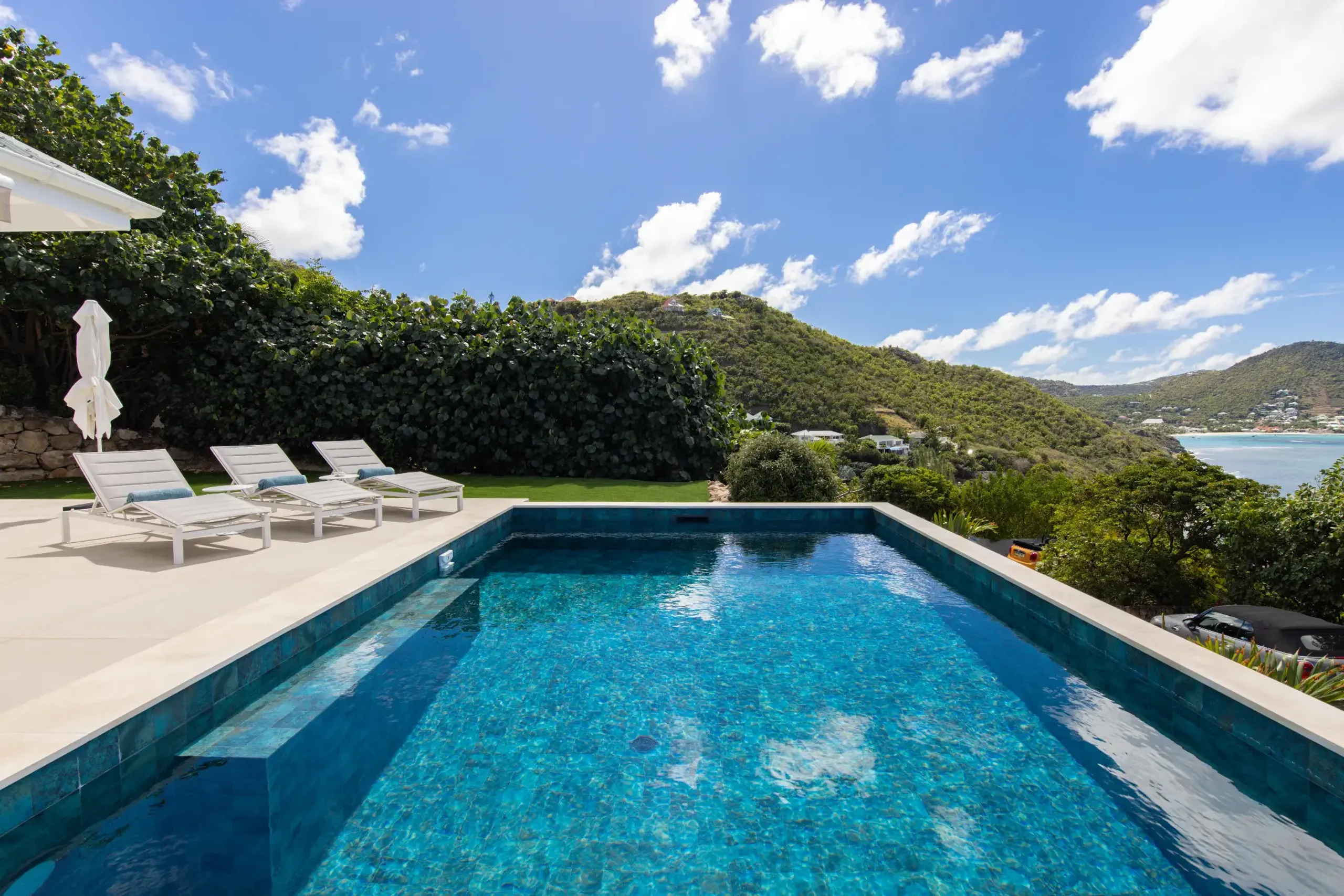 Deluxe Pointe Milou Villa with Private Pool and Ocean Views, Pointe Milou