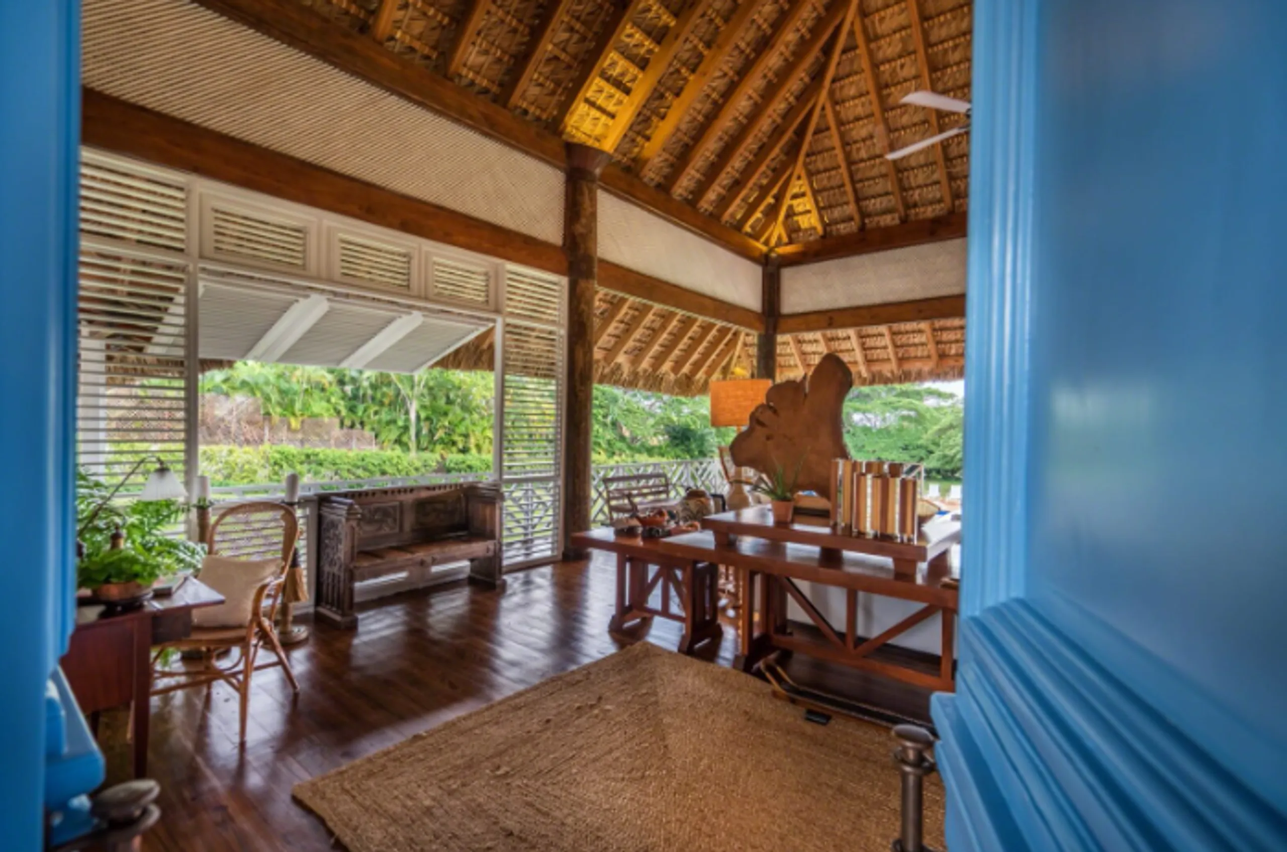 Spacious Caribbean Estate with Private Pool and Lovely Grounds — photograph 10