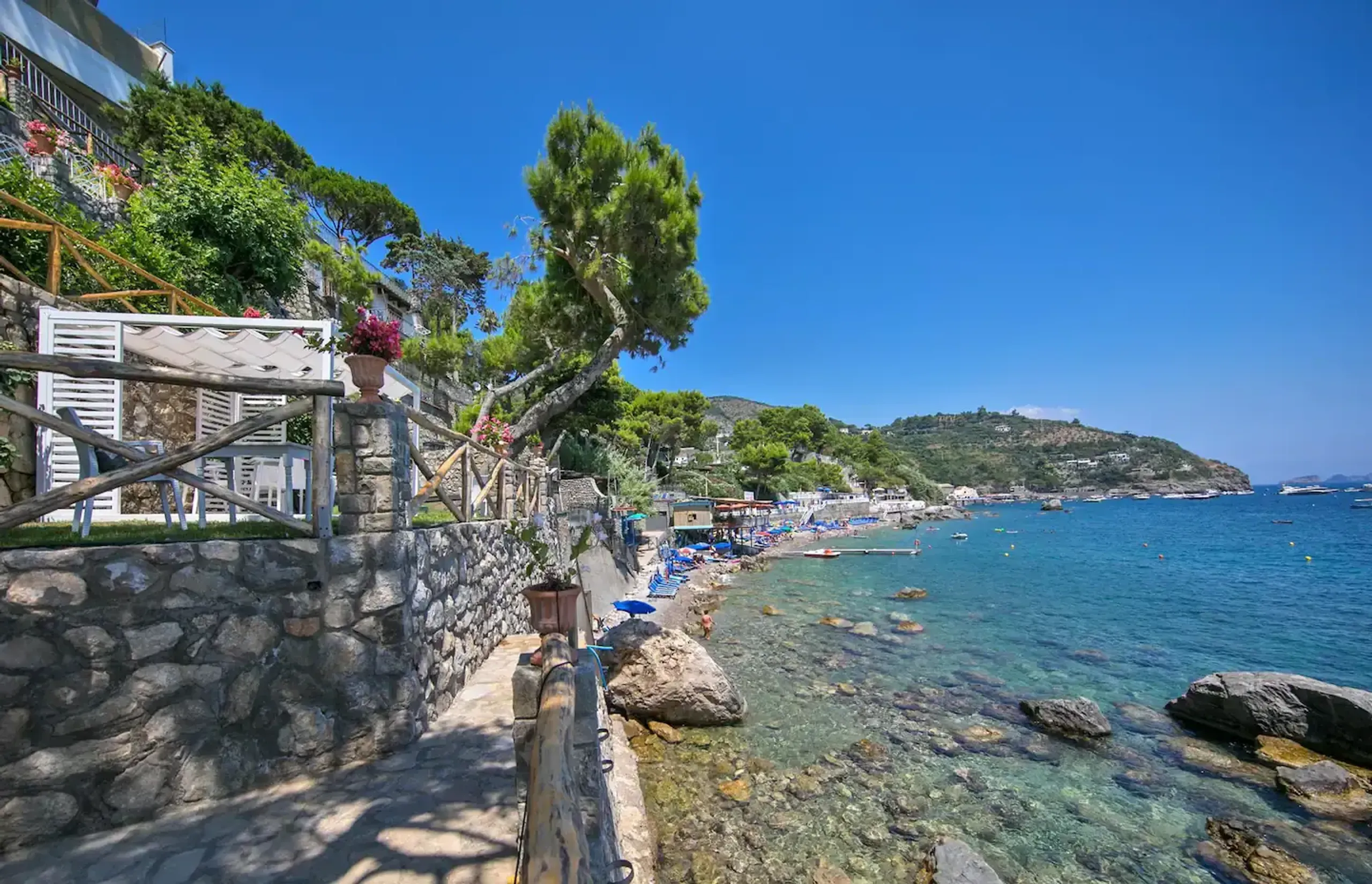 Stunning Nerano Bay Villa with Pool and Beautiful Bay Views — photograph 2