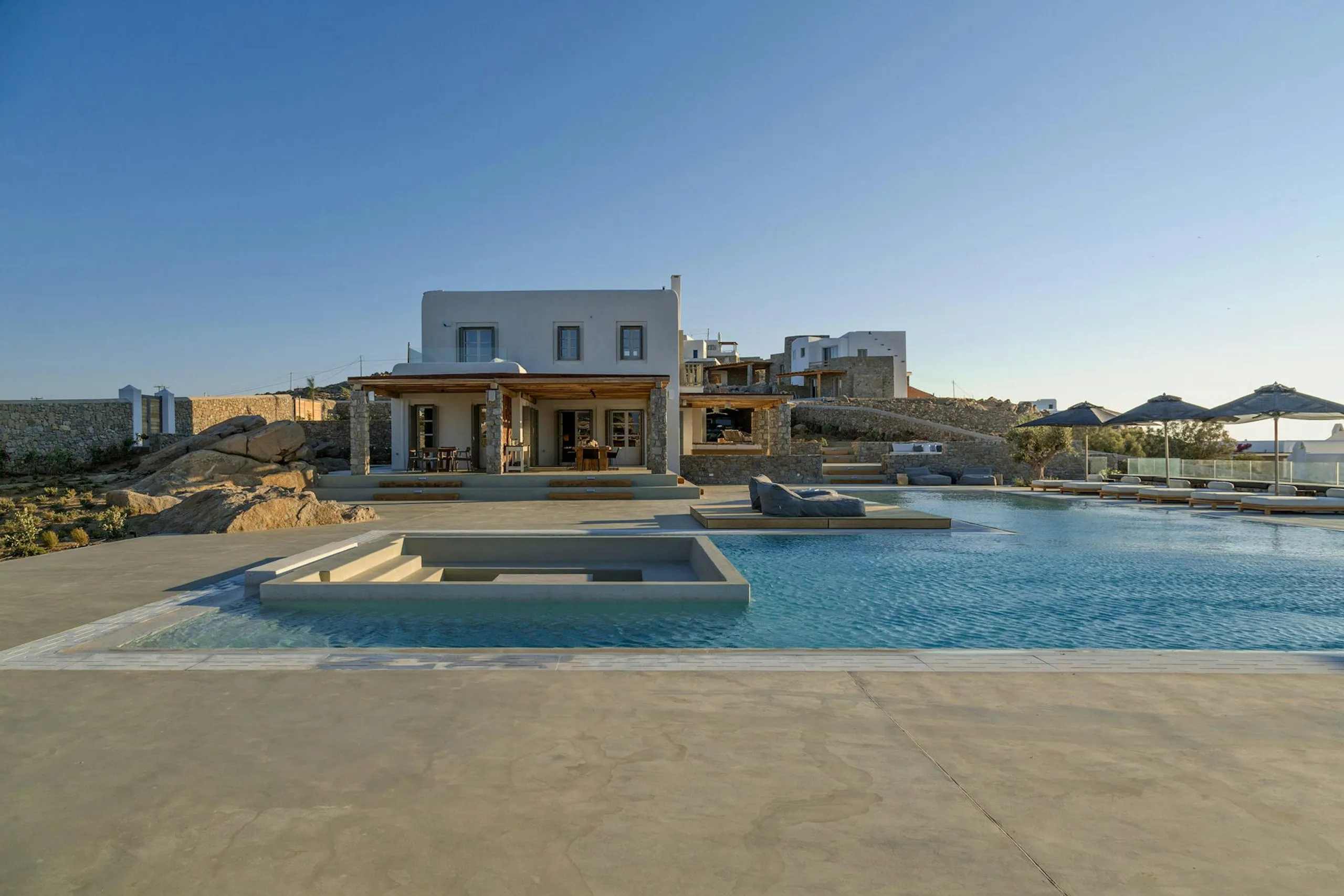 Breathtaking Ocean-Breeze Villa with Private Pool and Gazebo — photograph 8