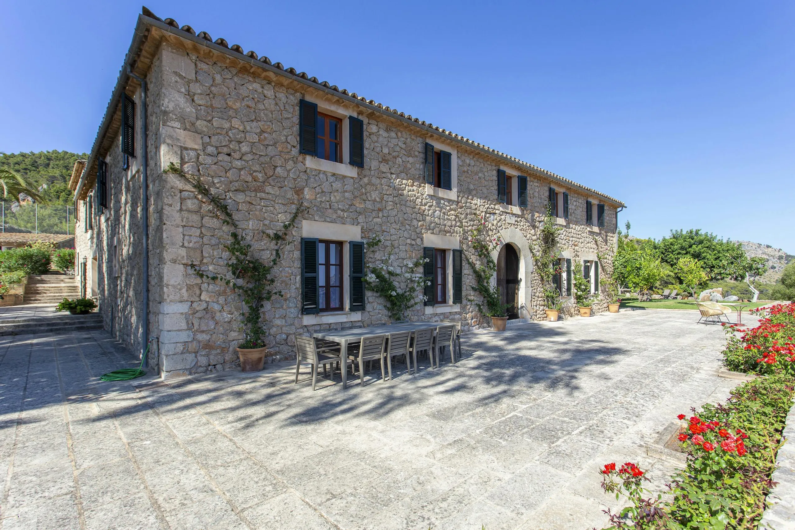 Exceptional Mallorca Estate with Private Pool and Ocean Views — photograph 4