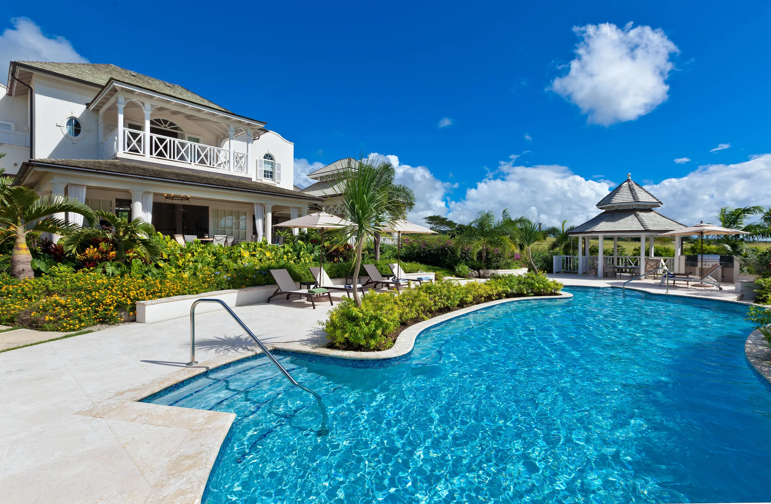 Serene 4 Bedroom Villa with Private Pool Overlooking Royal Westmoreland Golf Course — photograph 2