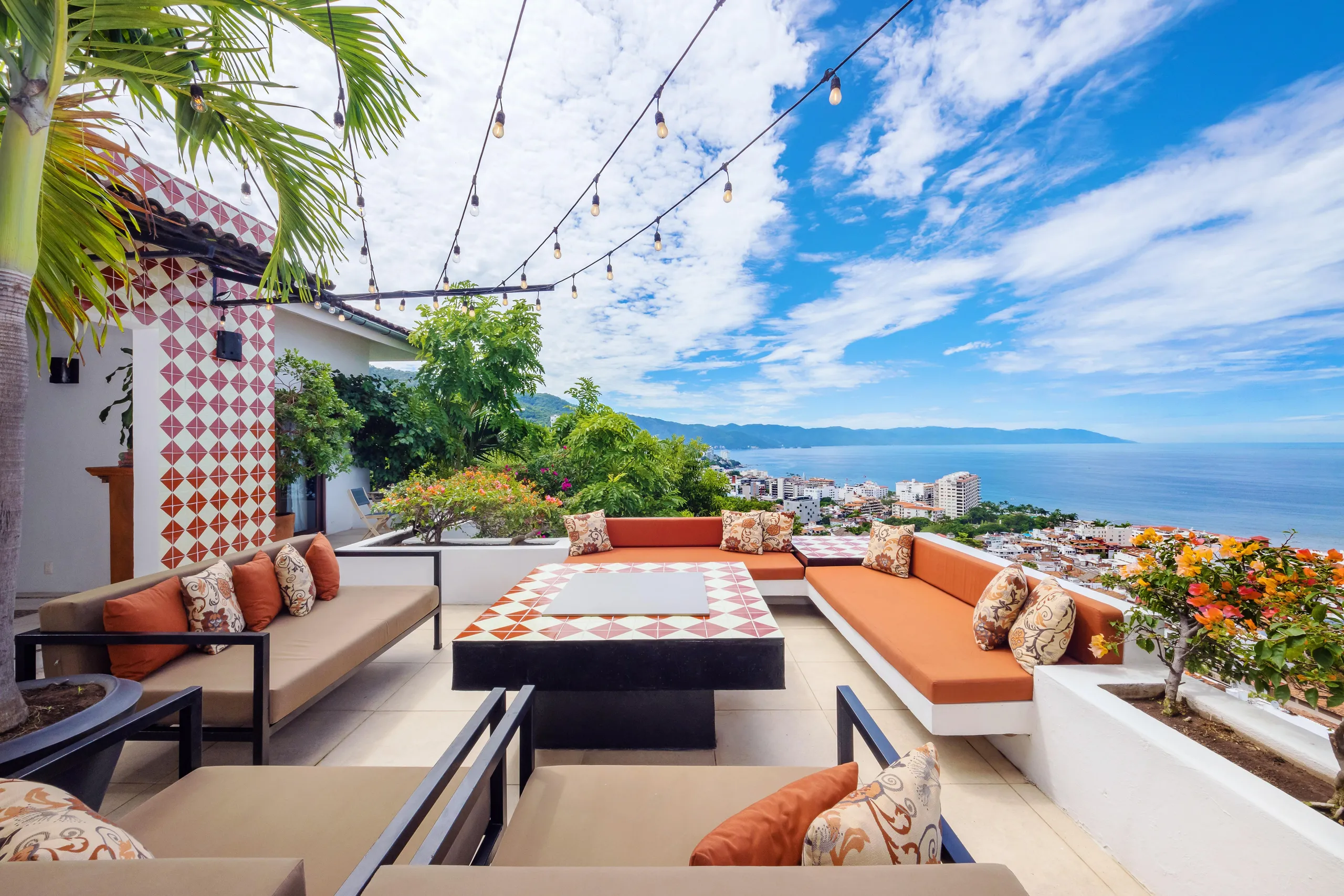 Stunning Puerto Vallarta Luxury Villa with Infinity Pool and Gorgeous Ocean Views — photograph 9