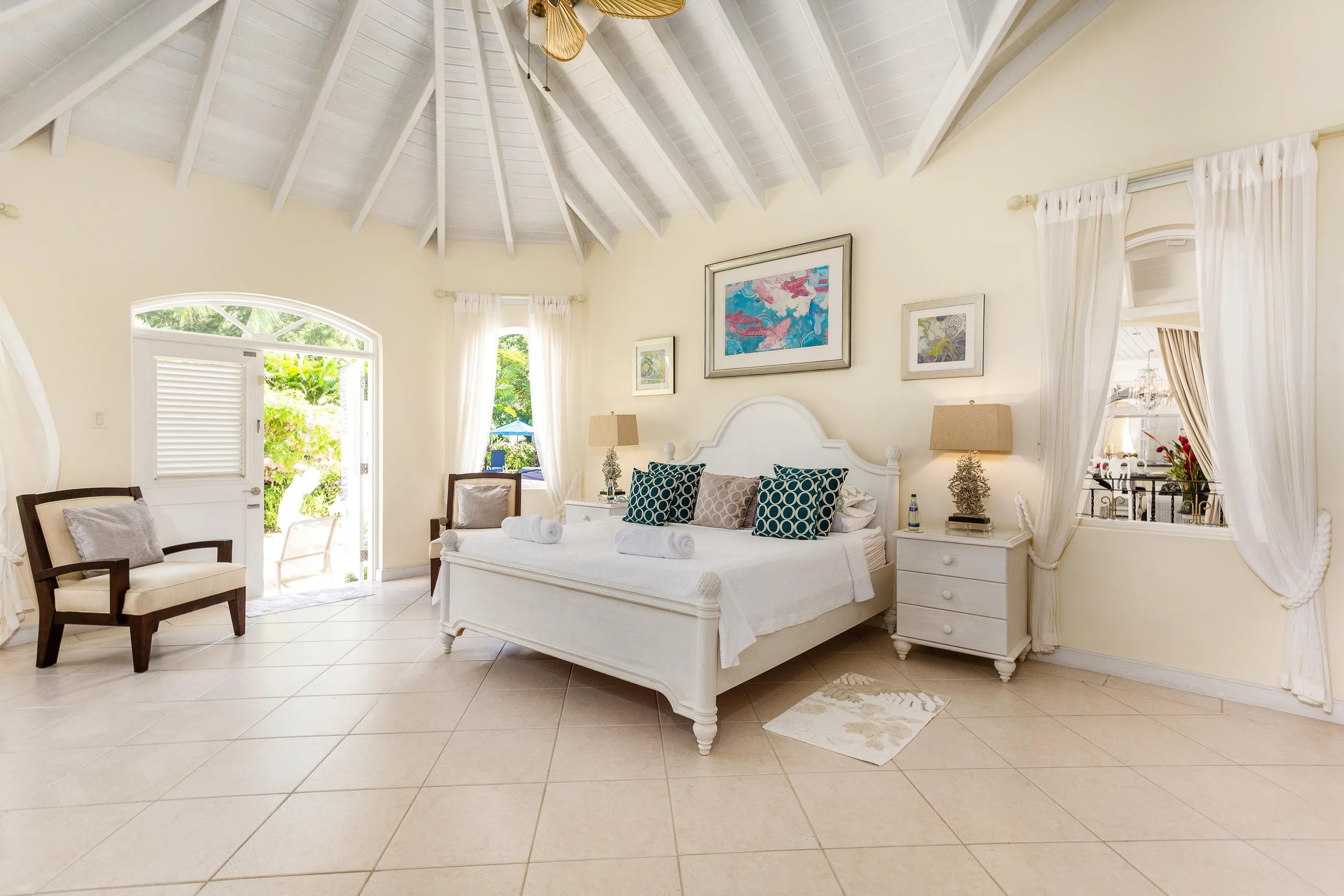 Sandy Lane's Prestigious Villa with Private Pool and Beach Access — photograph 9