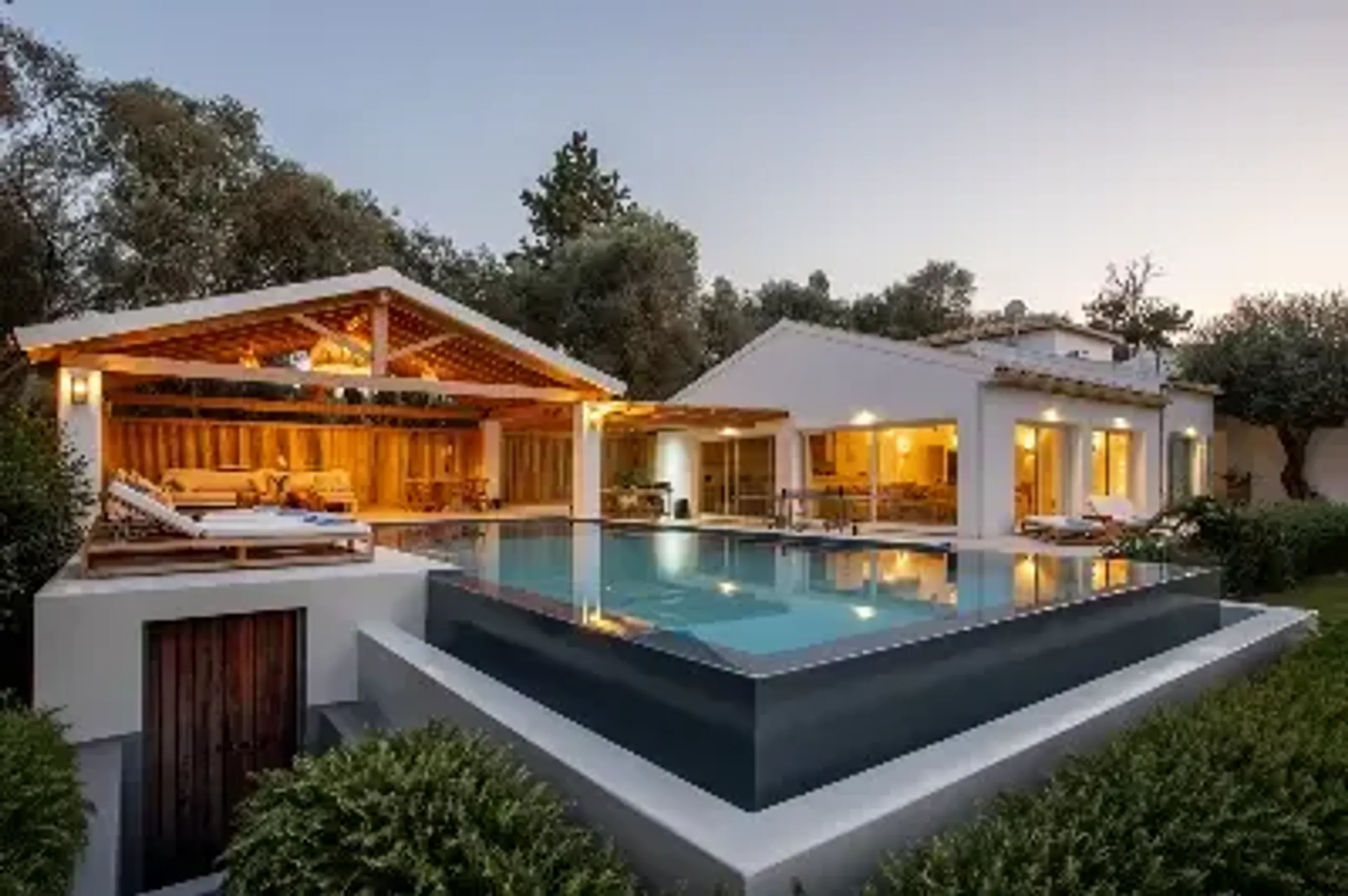 Secluded Retreat with  Pool, Private Beach Access, and Gazebo — photograph 7
