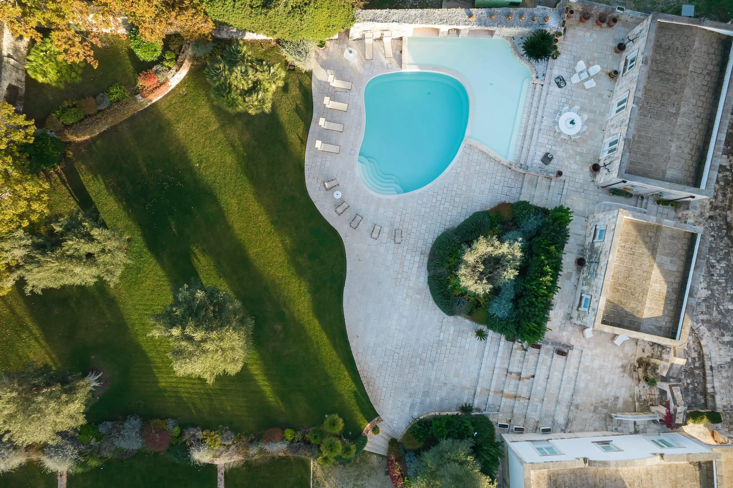Captivating Contemporary Villa in Apulias with Private Pool — photograph 7