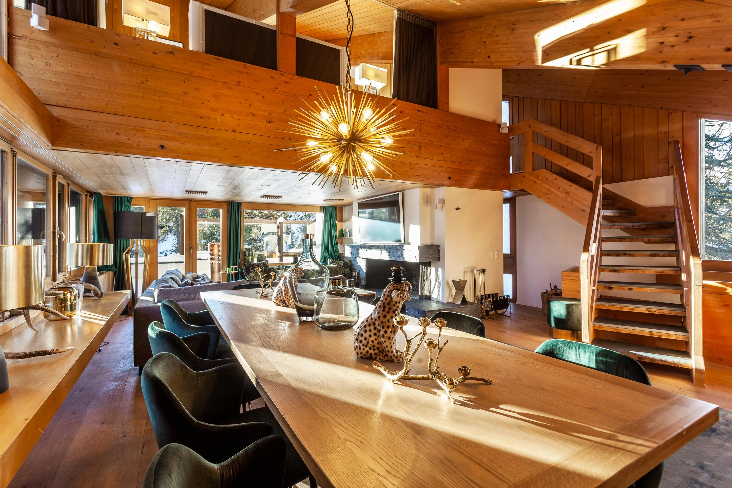 Unique Calming Chalet with Stunning Mountain Views of the Swiss Alps — photograph 10