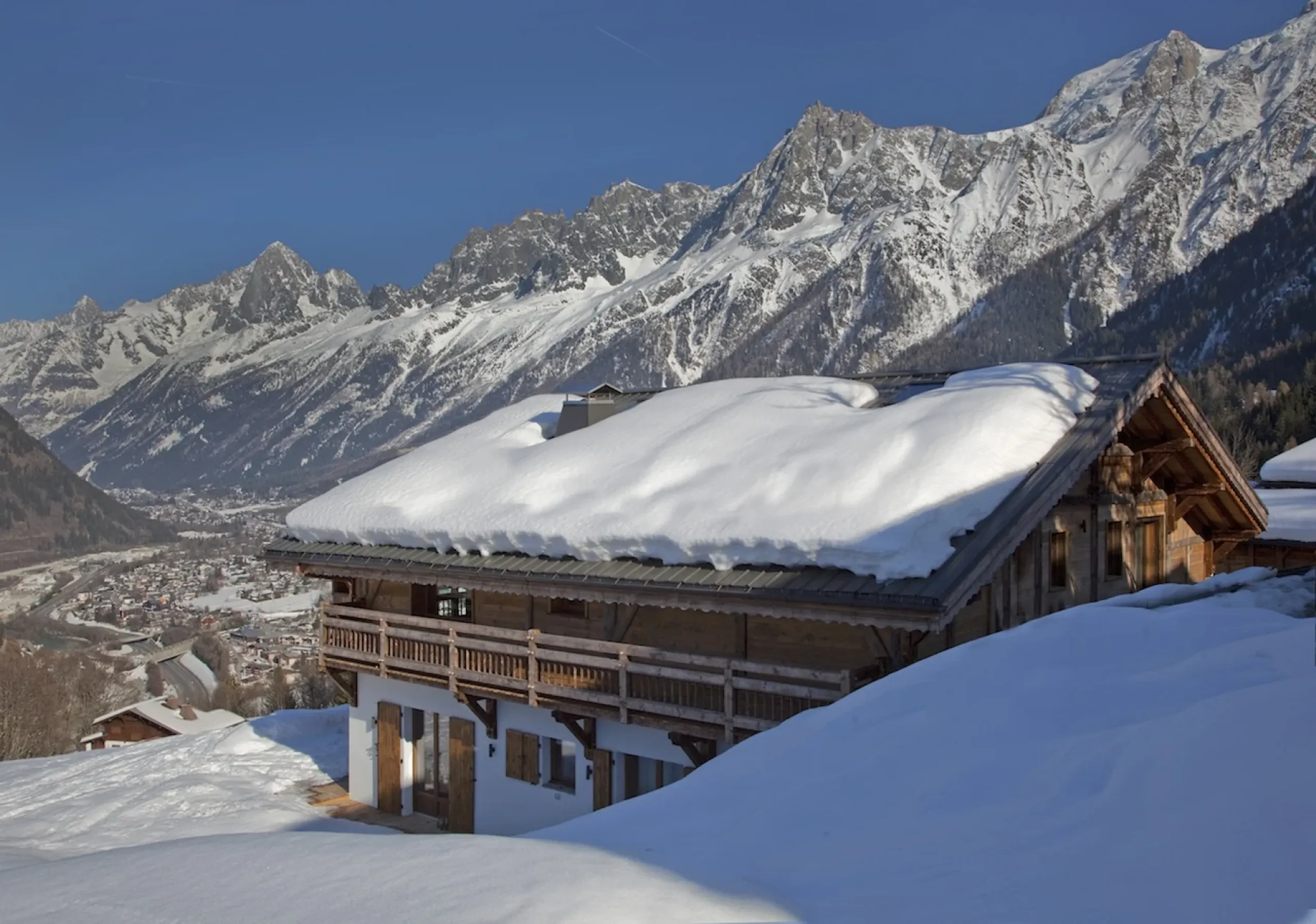 Historic Ski-In/Ski-Out Farmhouse with Spa, Jacuzzi, and Panoramic Mont Blanc Views — photograph 6