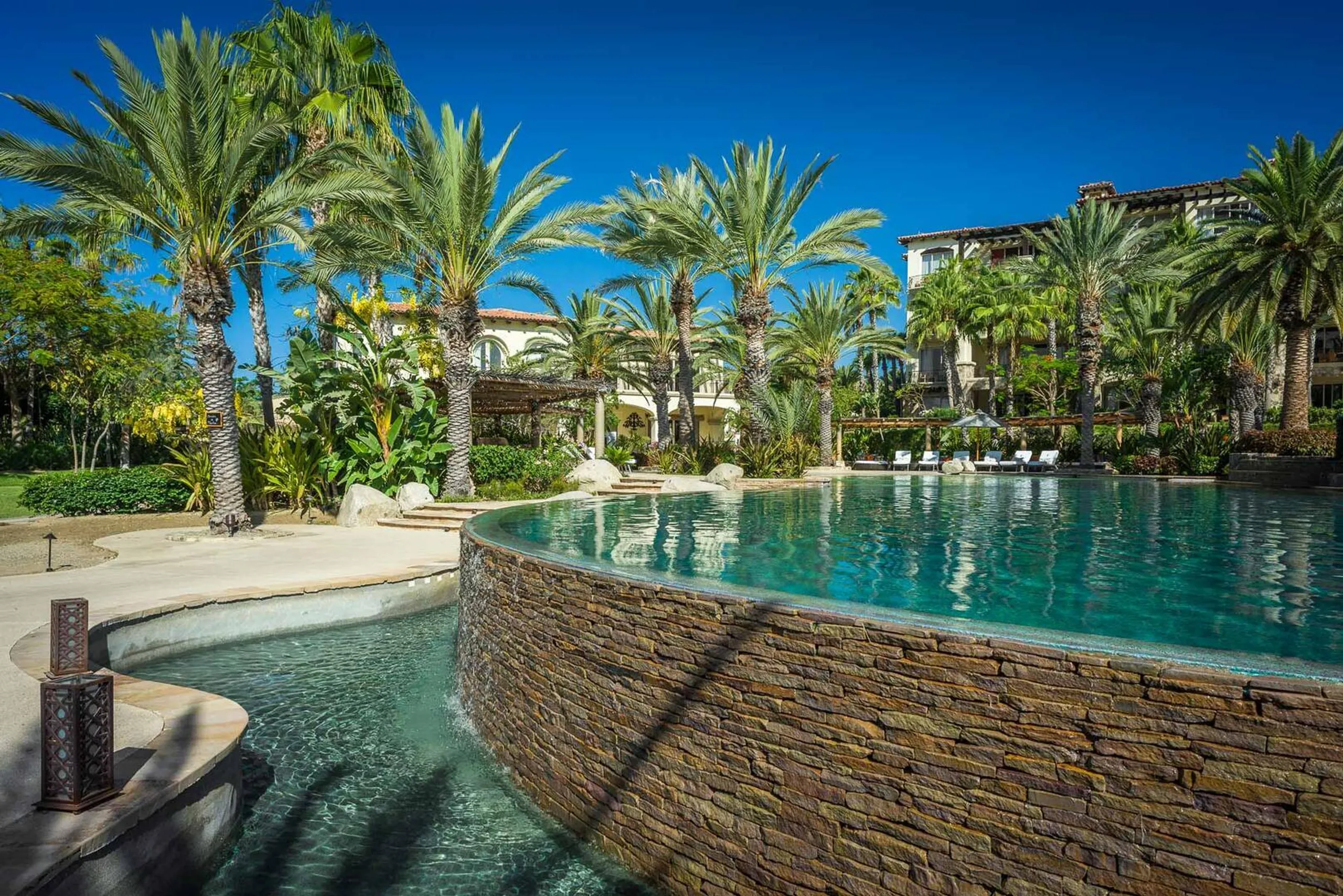 Elegant 4-Bedroom Villa in Esperanza Private Residencies and Stunning Ocean Views — photograph 8