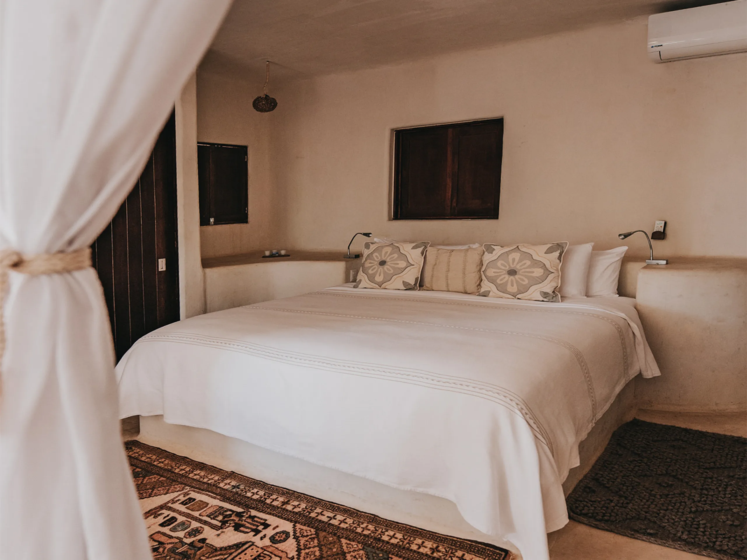 Serene Tulum Villa with Ocean Views — photograph 6