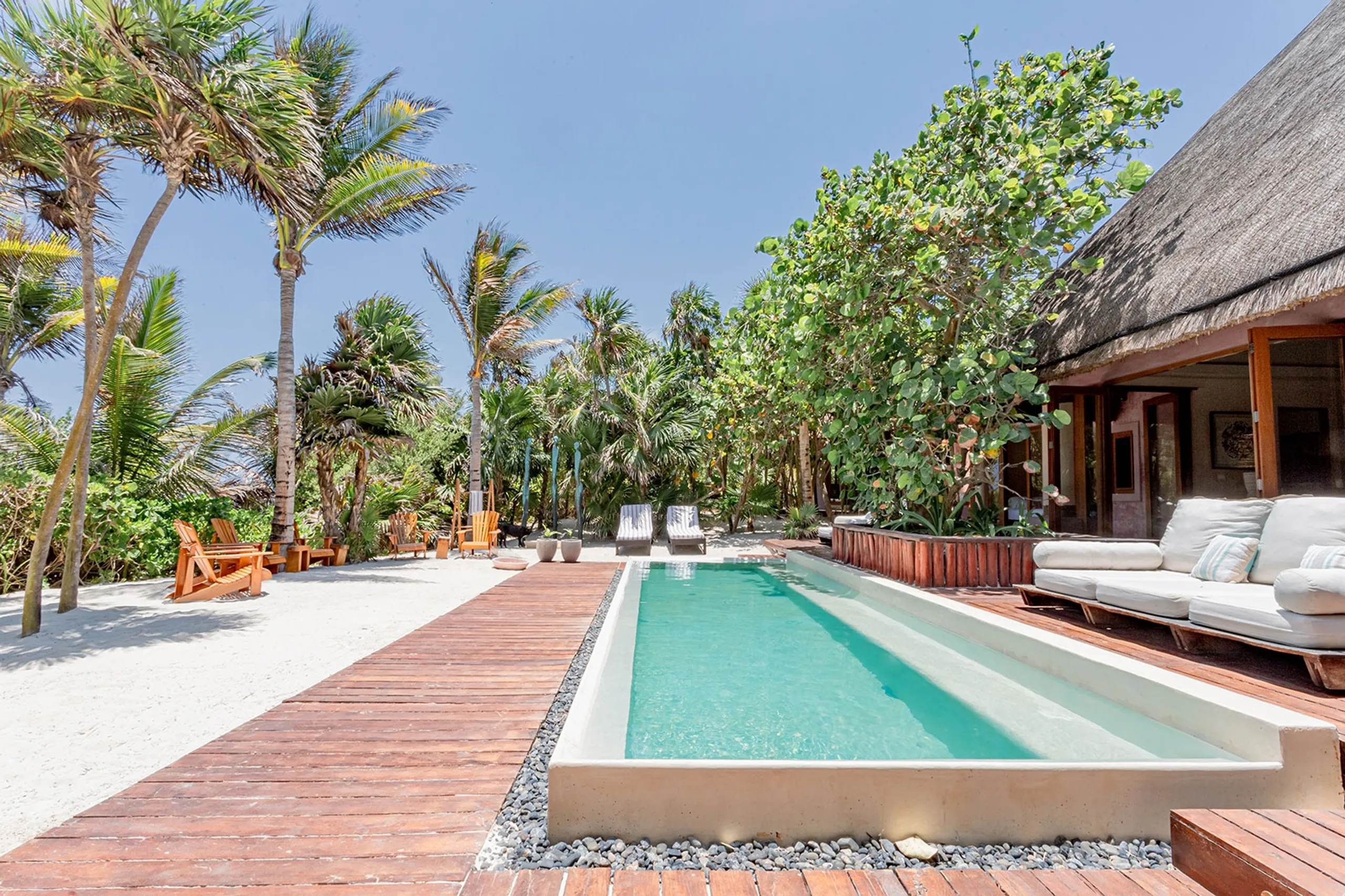Eco-Luxury Beachfront Villa with Private Pool, Full Staff & Lagoon Views — photograph 7