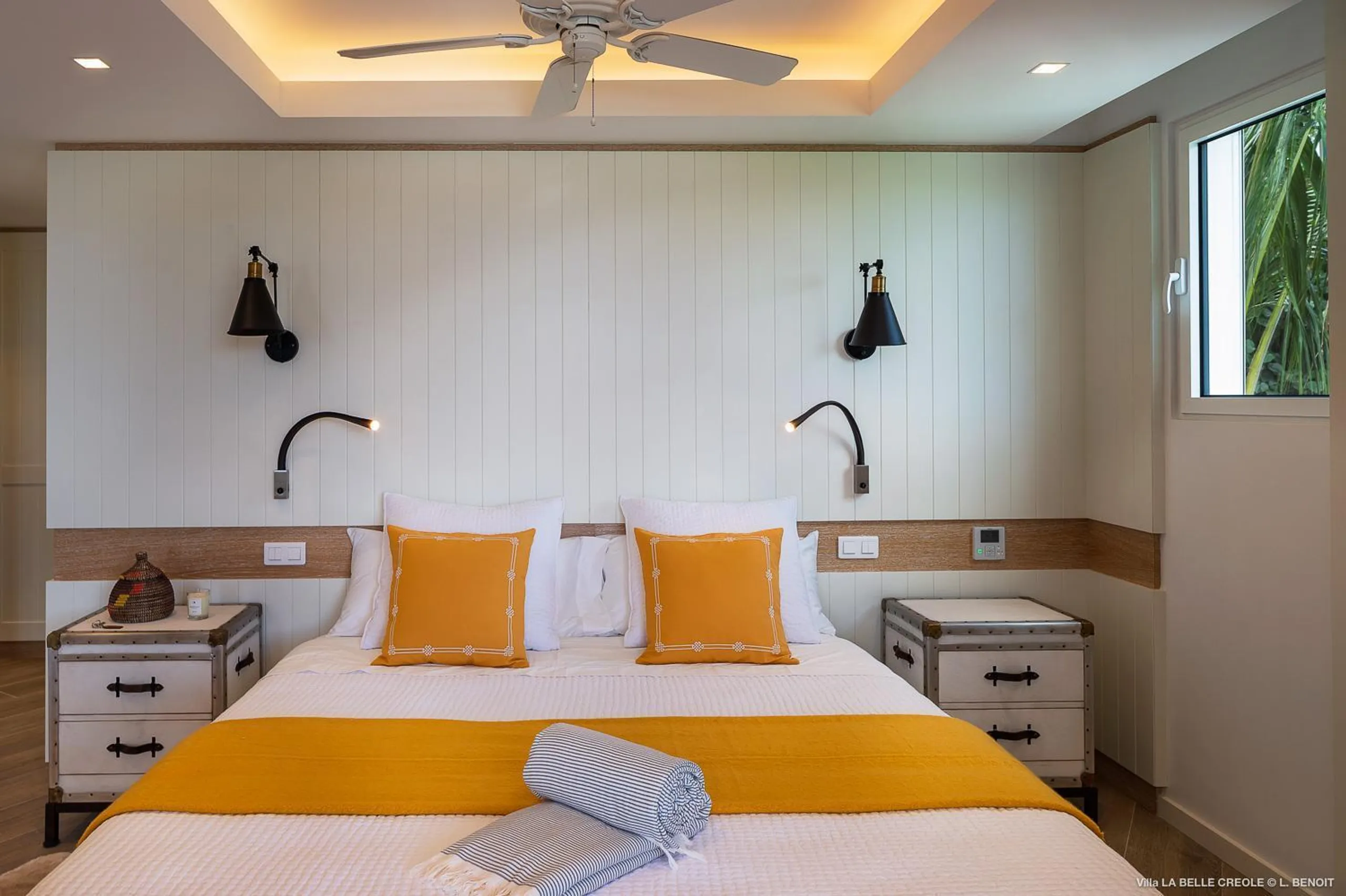 Posh St Jean Luxury Seaview Villa with Private Pool — photograph 9