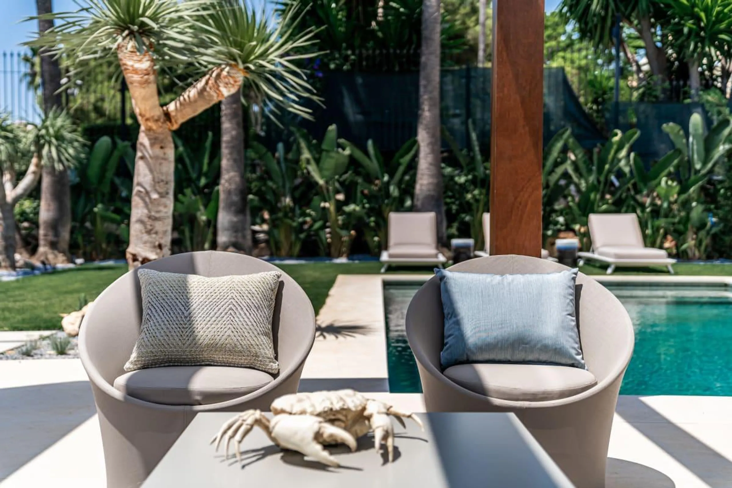 Enchanting Marbella Villa with Private Pool — photograph 4
