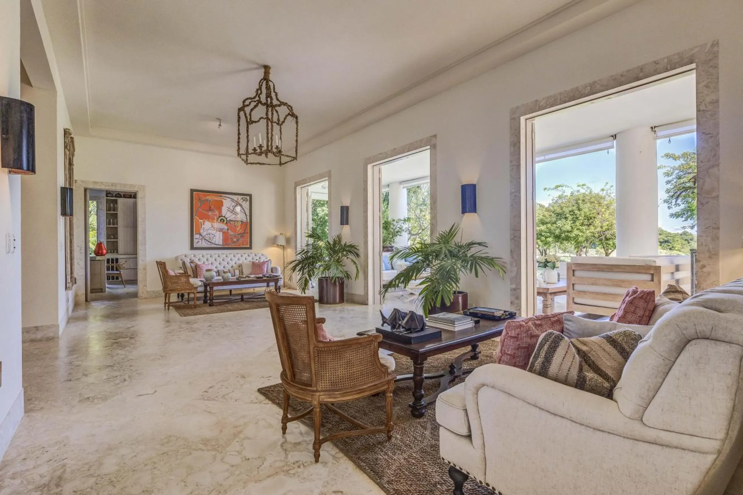 Stunning Punta Cana Estate with Private Pool & Corales Golf View — photograph 10