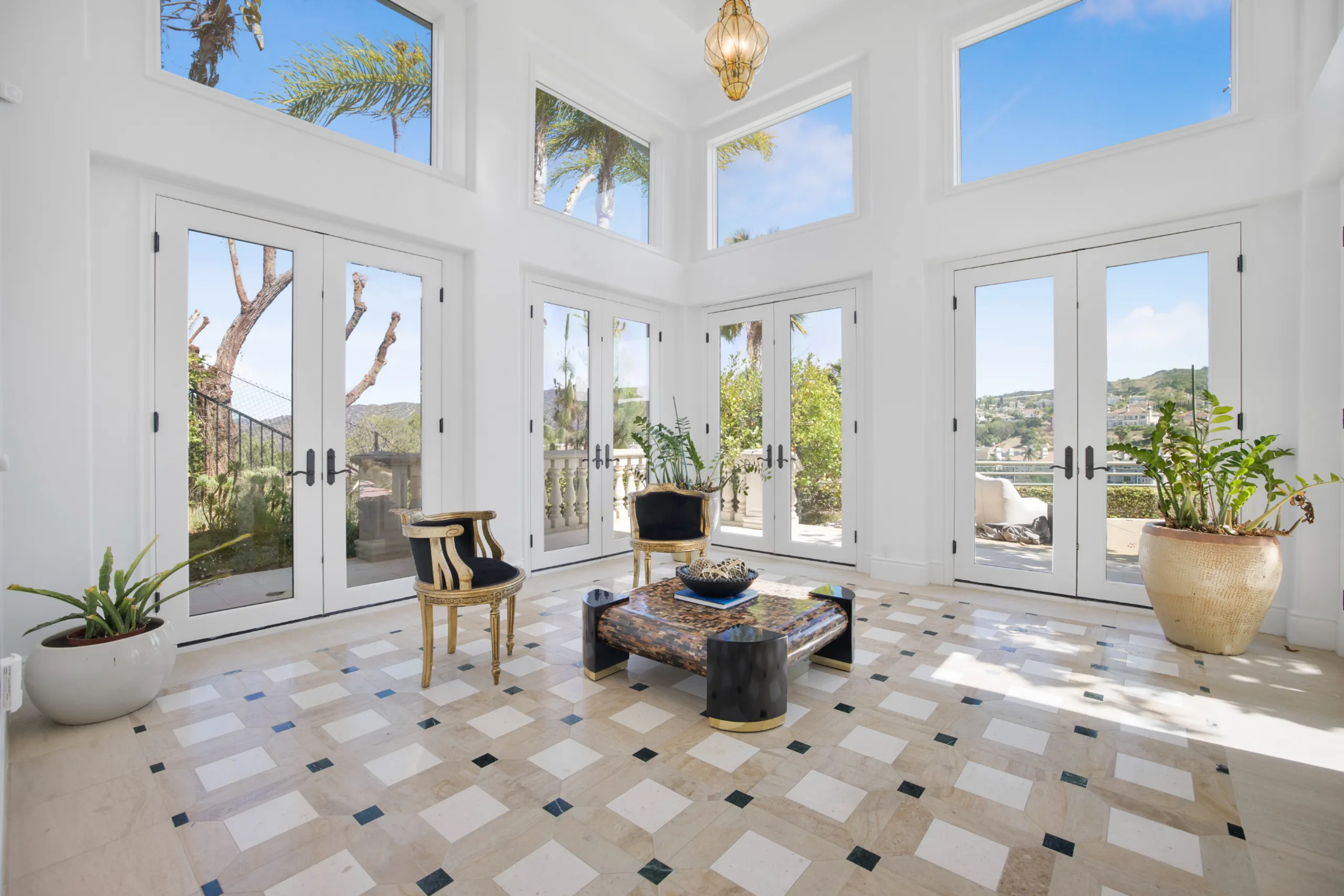 Tarzana Hillside Estate with Private Pool and 180° Valley Views — photograph 9