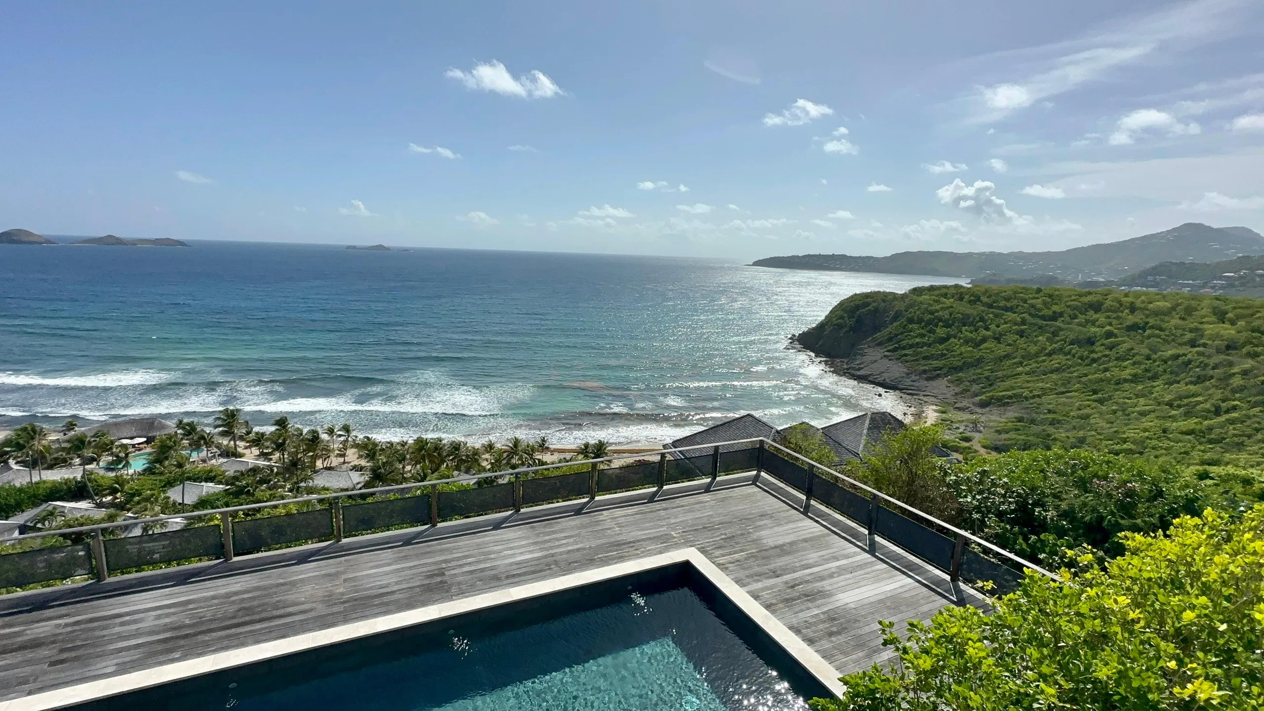 Lavish Anse des Cayes Villa with Private Pool and Stunning Views — photograph 8