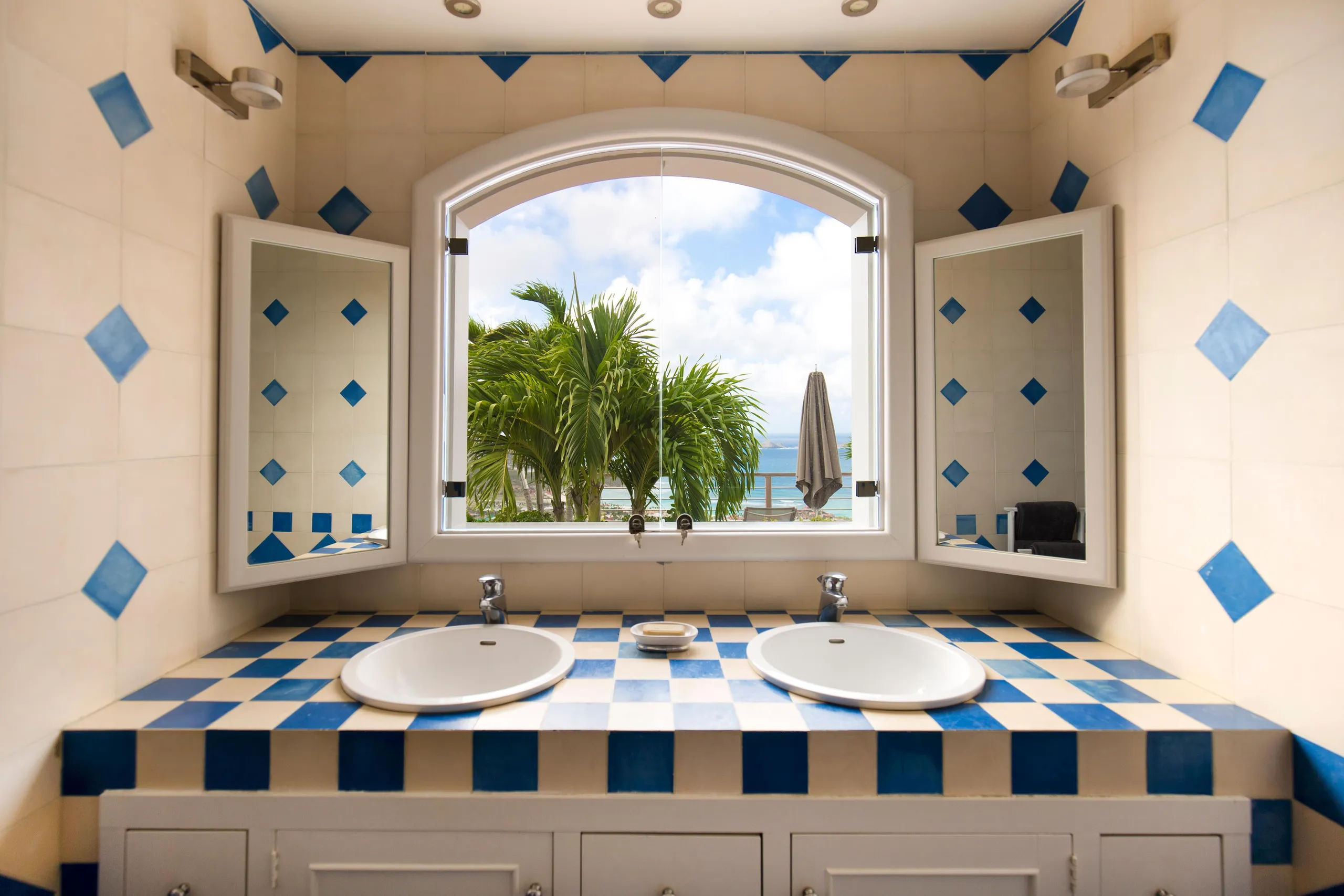 Phenomenal Paradise Villa with Private Pool and Ocean Views — photograph 6