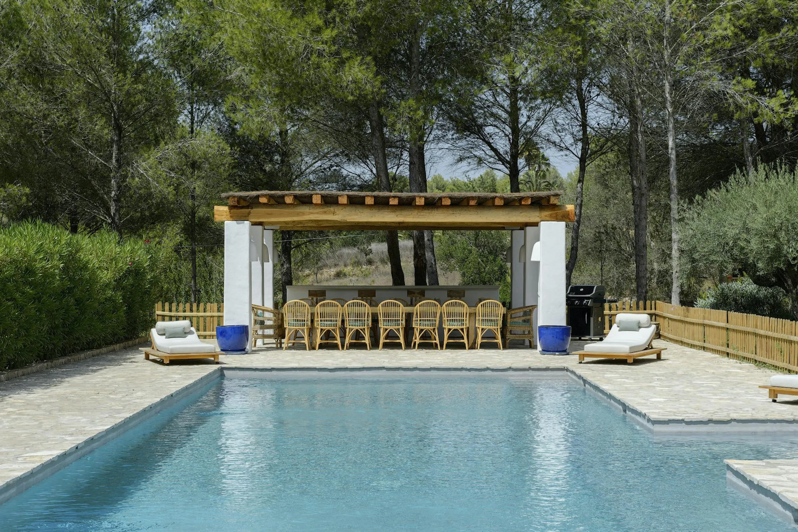 Outstanding Modern Ibiza Estate with Private Pool, Movie Theater, and Gazebo — photograph 5