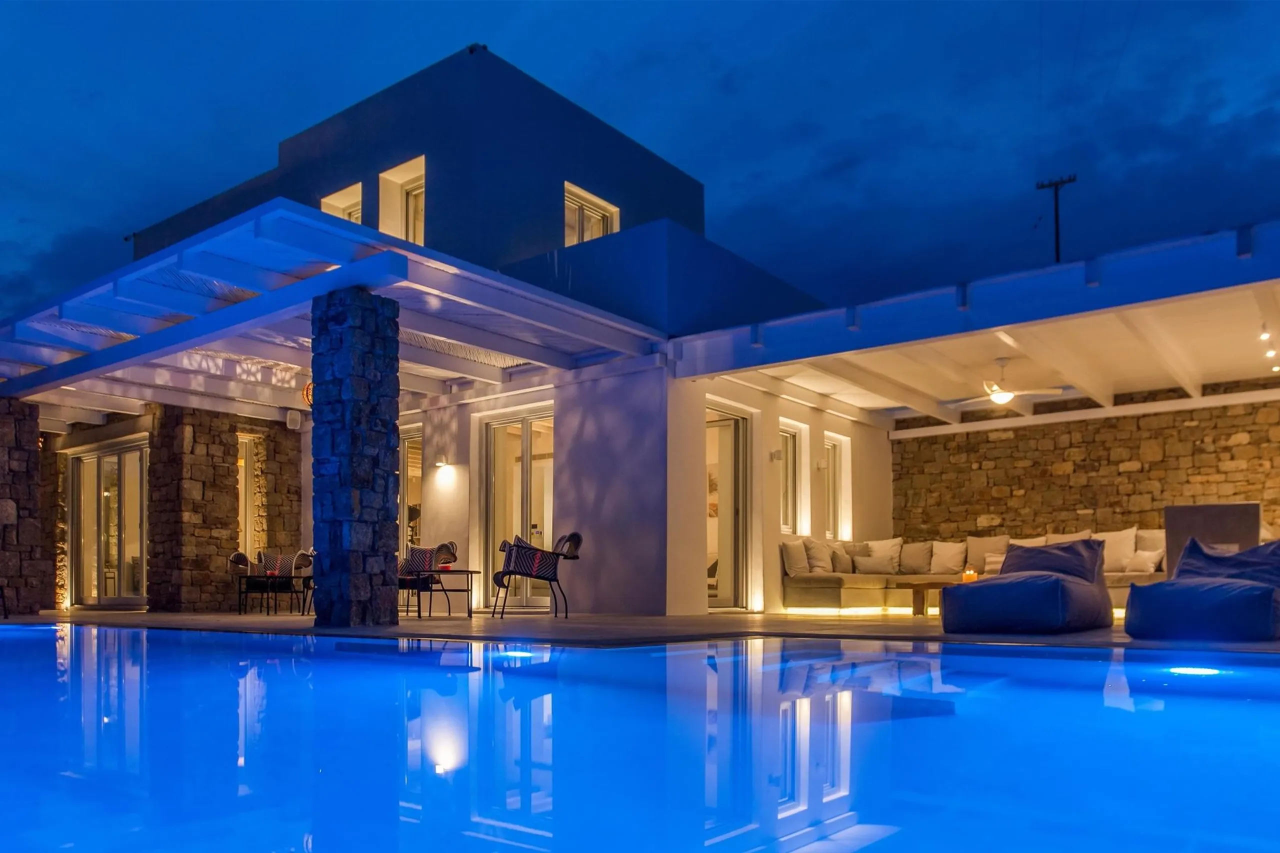 Dignified Mykonos Villa with Infinity Pool and Ocean Views, South Aegean