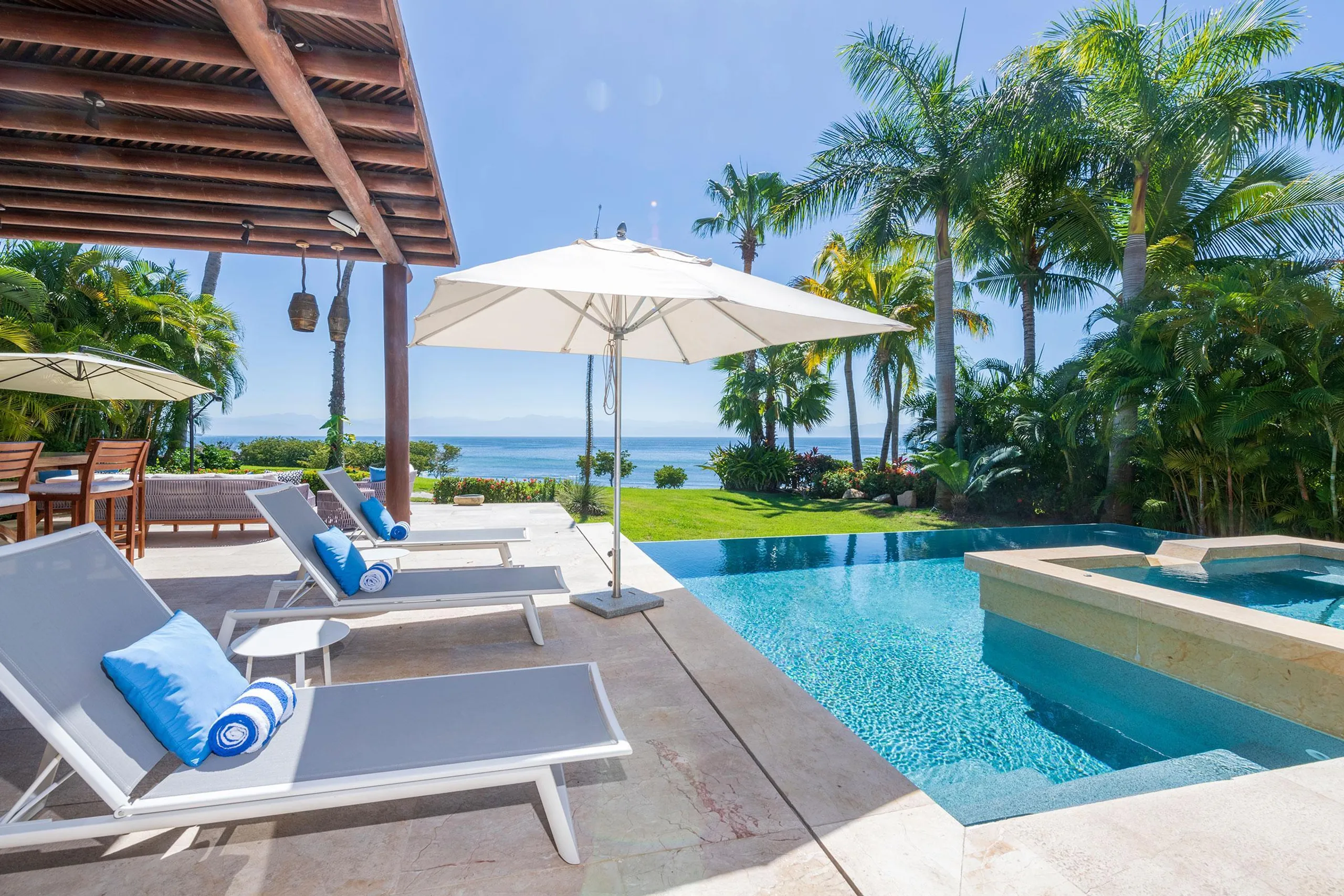 El Encanto Luxury Modern Villa with Infinity Pool and wonderful Ocean Views — photograph 2