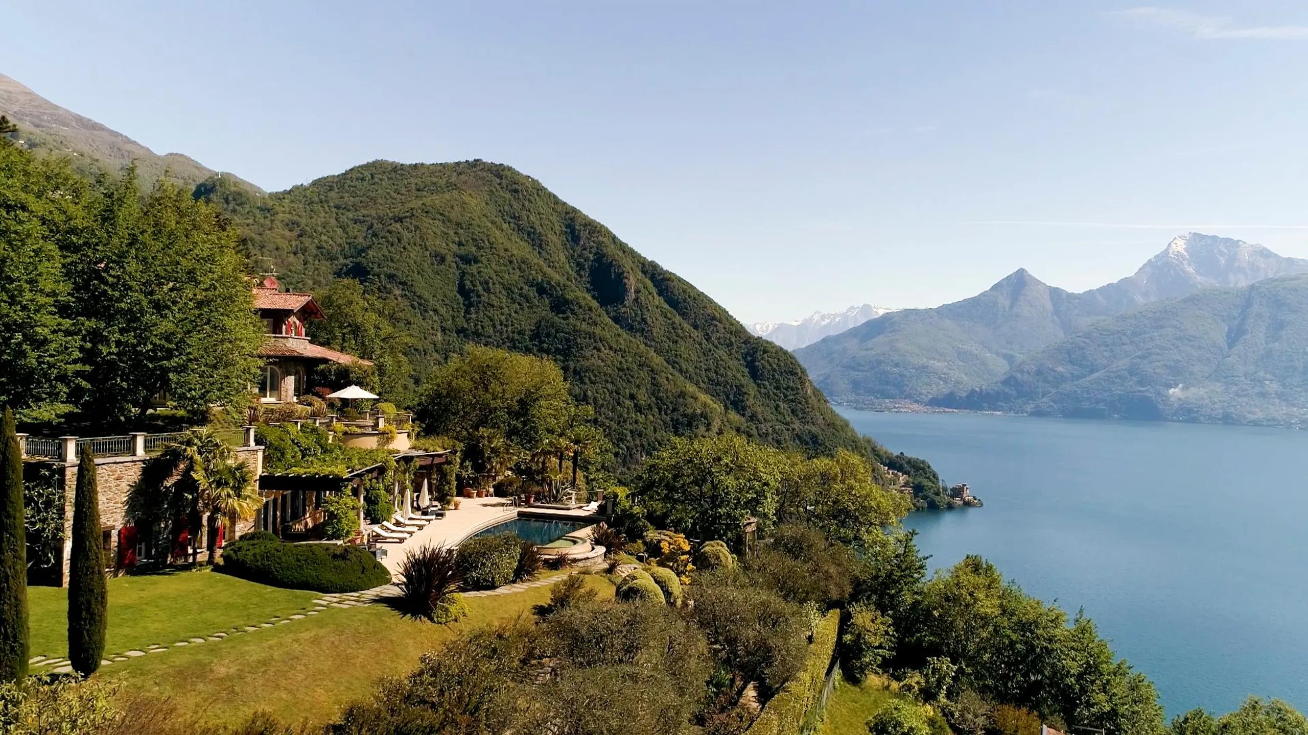 Radiant Villa in Lake Como with Private Pool and Stunning Views, Il Piazzo