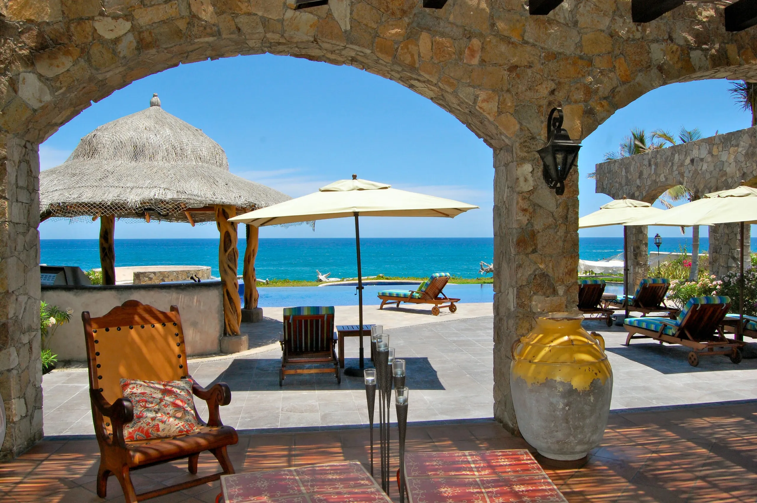 Elegant Puerto Los Cabos Villa with Waterfall Pool and Oceanfront Views — photograph 8
