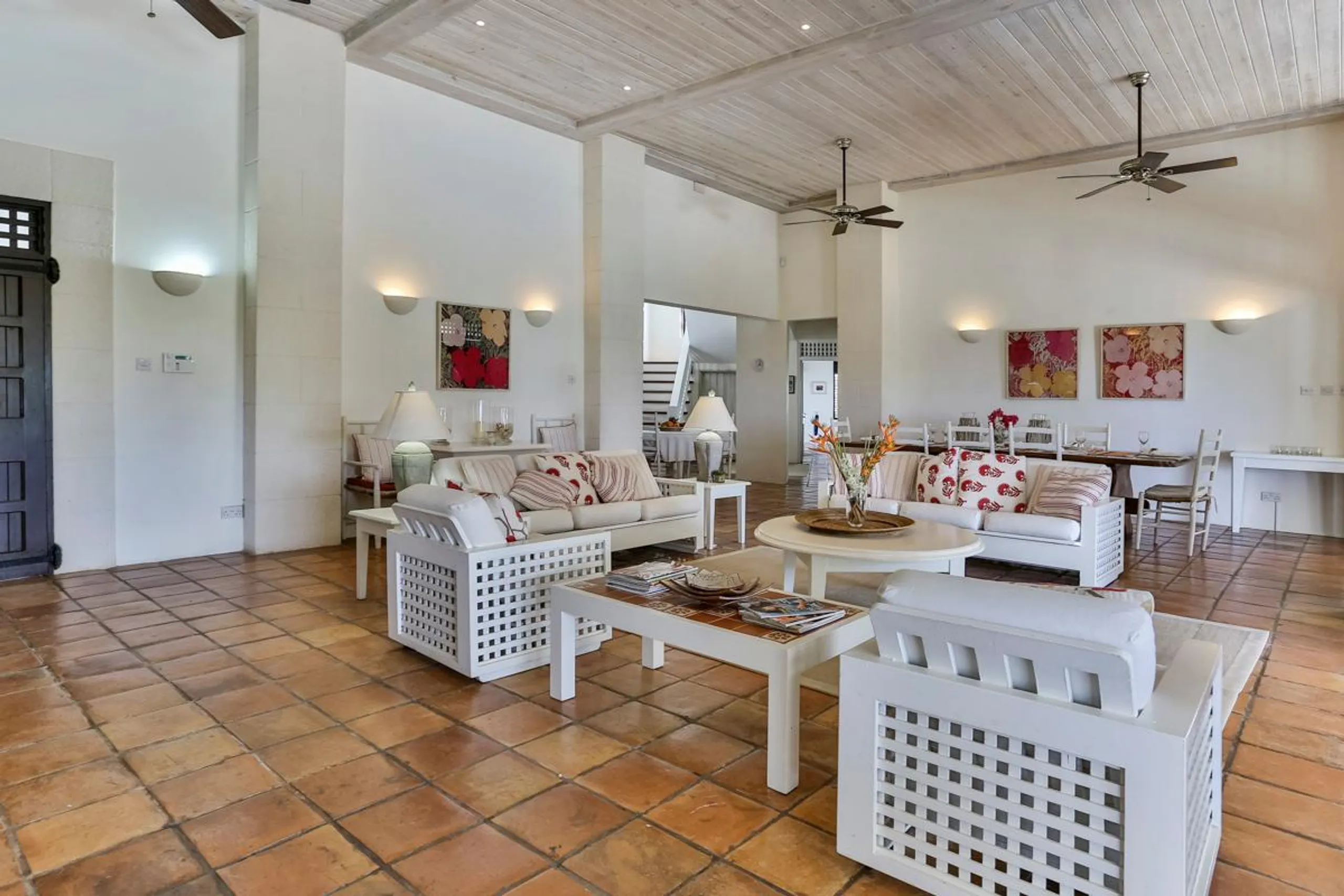 Ornate 7BR Villa with Pool and Views of the Atlantic and Caribbean Seas — photograph 11