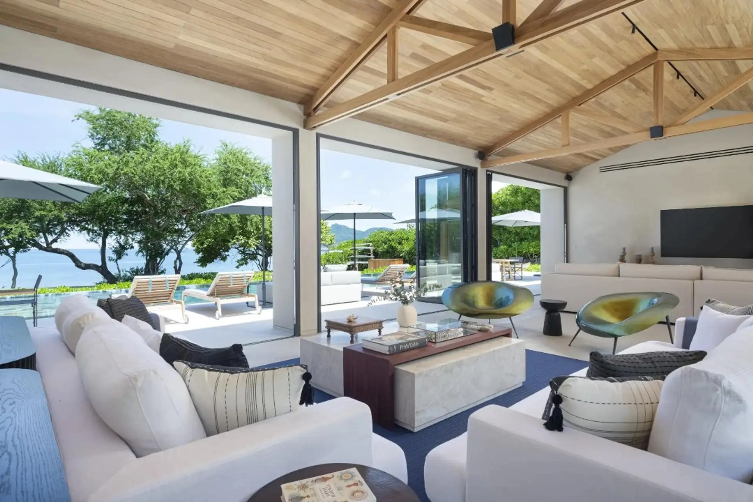 Deluxe Kupuri Punta Mita Villa with Infinity Pool & Ocean Terrace — photograph 7