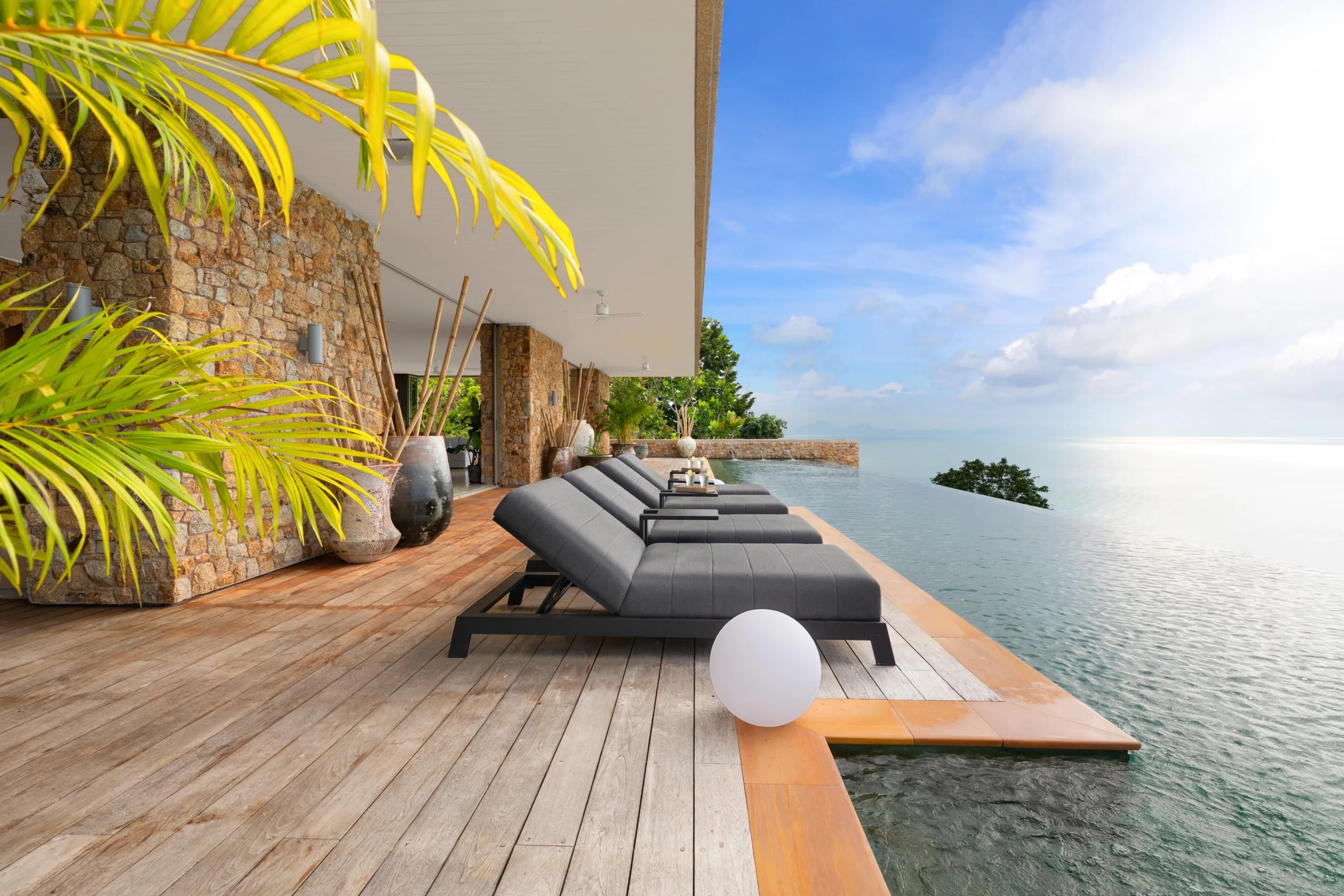 Sensational Hillside Villa in Taling Ngam with Stunning Five Islands Views — photograph 3