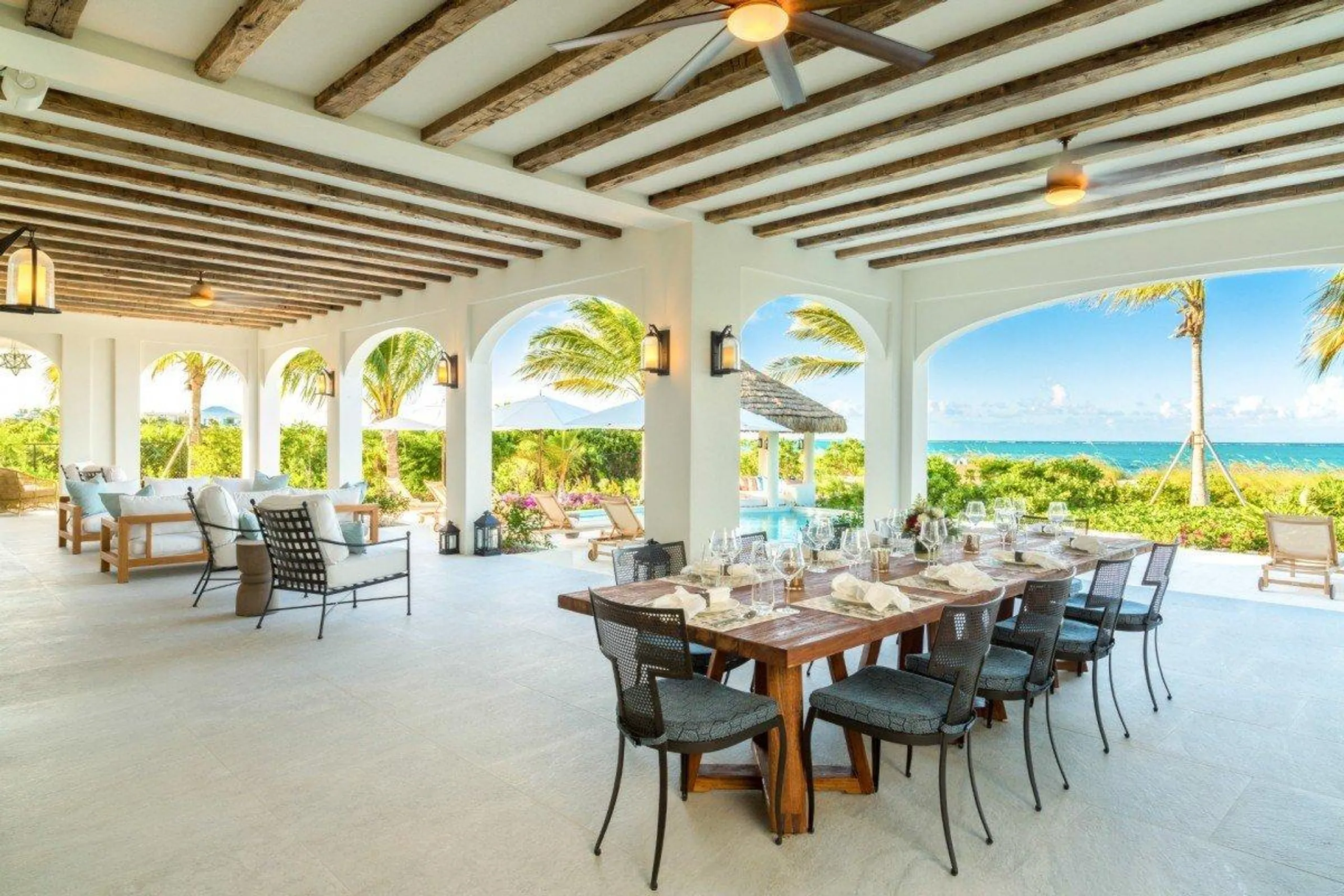 Caribbean Colonial Elegance: Explore This 6-Bedroom Island Villa — photograph 2