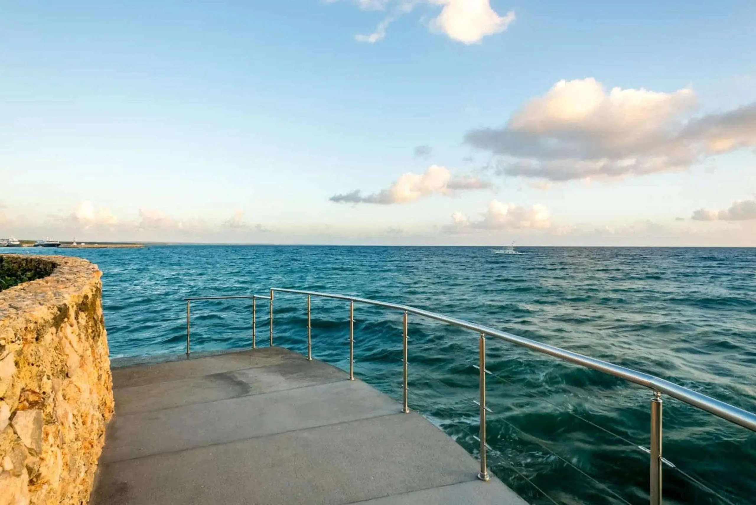 Casa de Campo's Sophisticated Contemporary Overlooking the Caribbean Sea — photograph 5
