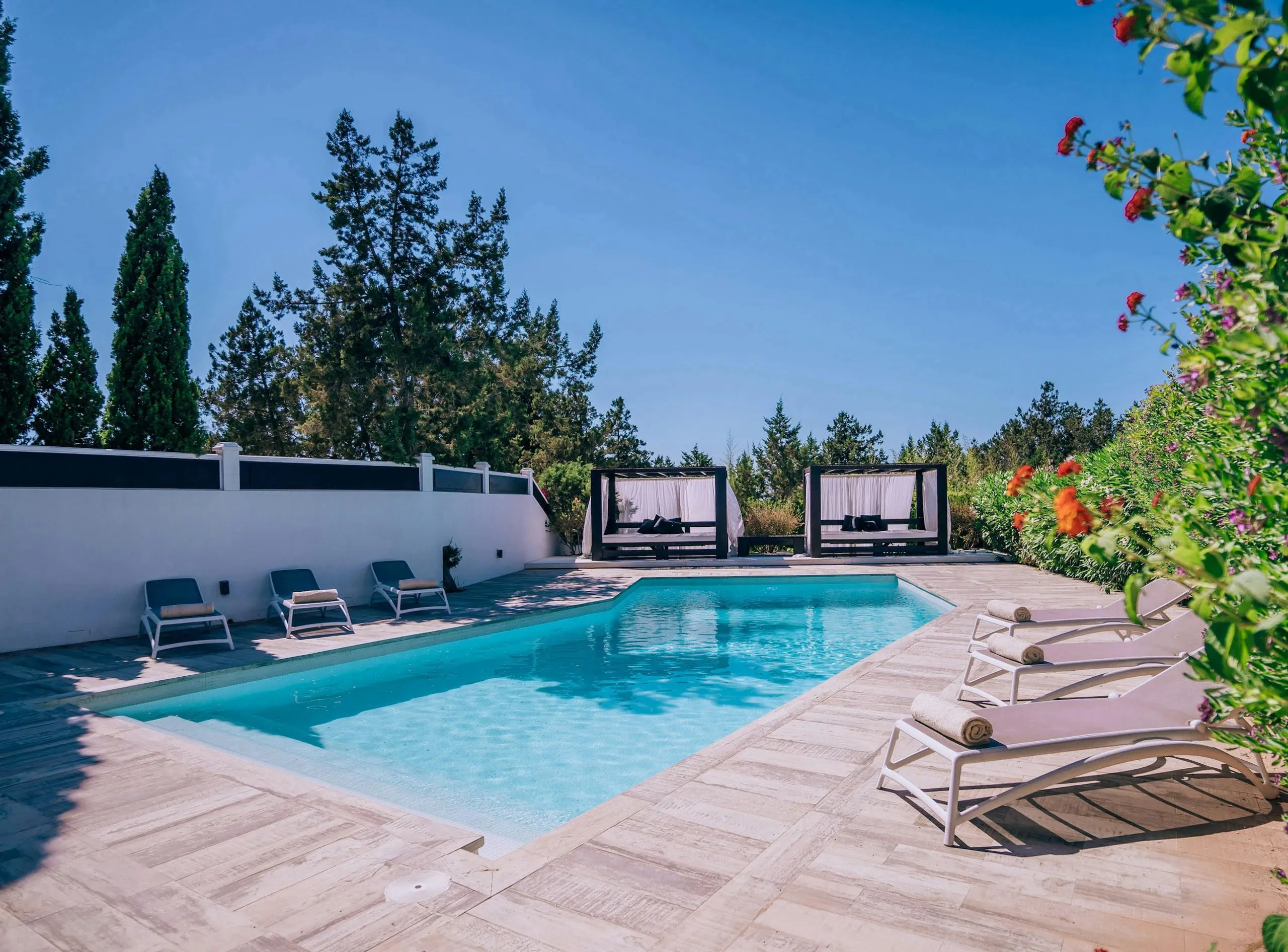 Palatial San Antonio Villa with Private Pool and Outdoor Grill — photograph 4